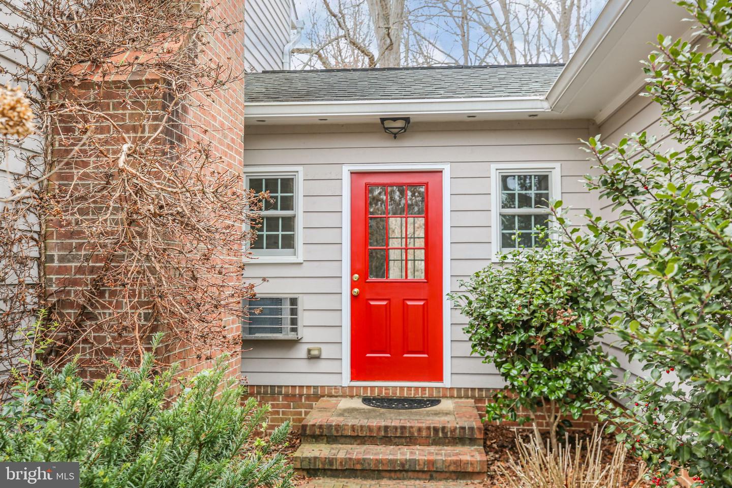 9 OLD RIDGE RD, FREDERICKSBURG, Virginia 22407, 4 Bedrooms Bedrooms, ,3 BathroomsBathrooms,Residential,For sale,9 OLD RIDGE RD,VASP2037104 MLS # VASP2037104