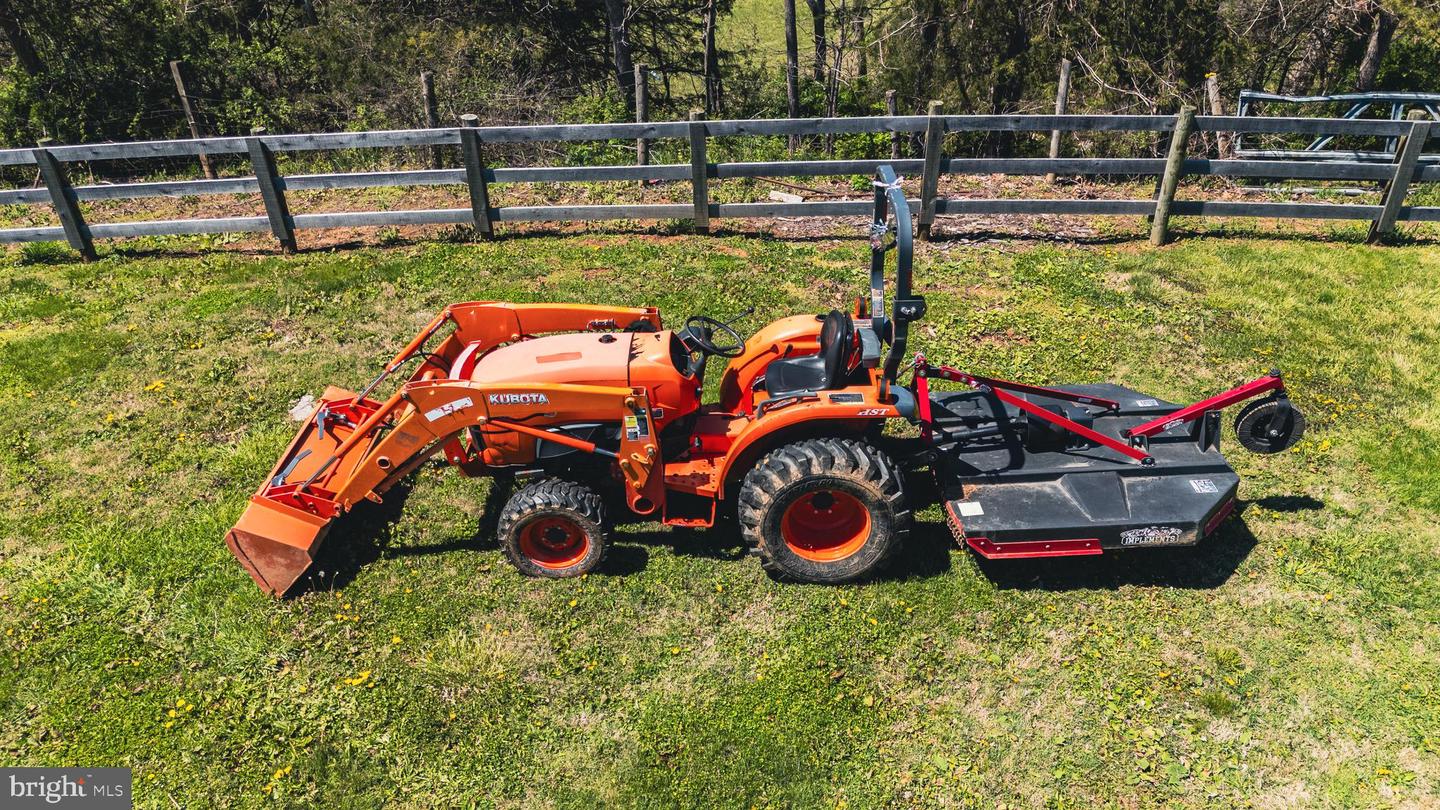 374 FINLEY ROAD, RAPHINE, Virginia 24472, 4 Bedrooms Bedrooms, ,3 BathroomsBathrooms,Residential,For sale,374 FINLEY ROAD,VARB2000154 MLS # VARB2000154