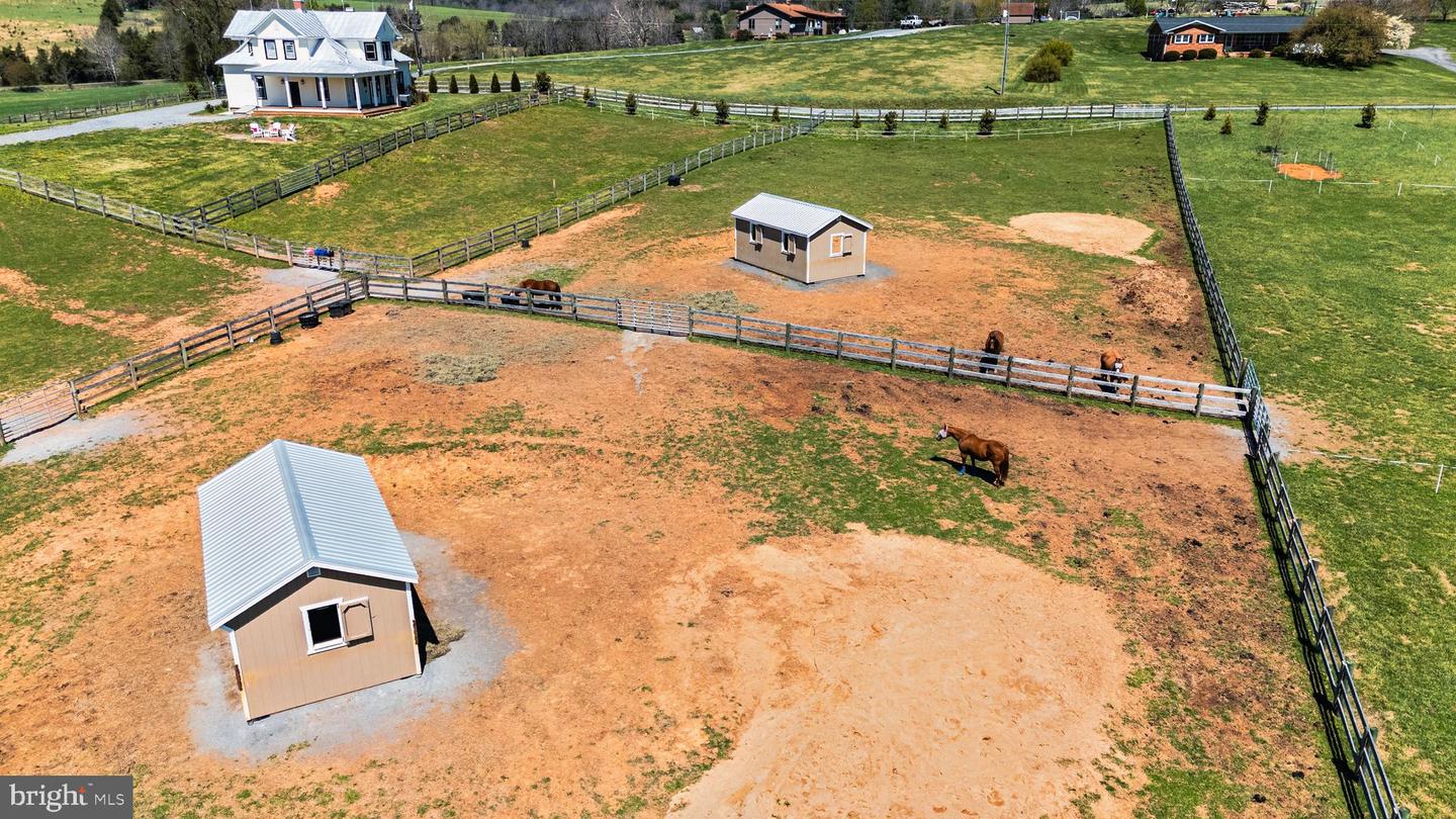 374 FINLEY ROAD, RAPHINE, Virginia 24472, 4 Bedrooms Bedrooms, ,3 BathroomsBathrooms,Residential,For sale,374 FINLEY ROAD,VARB2000154 MLS # VARB2000154