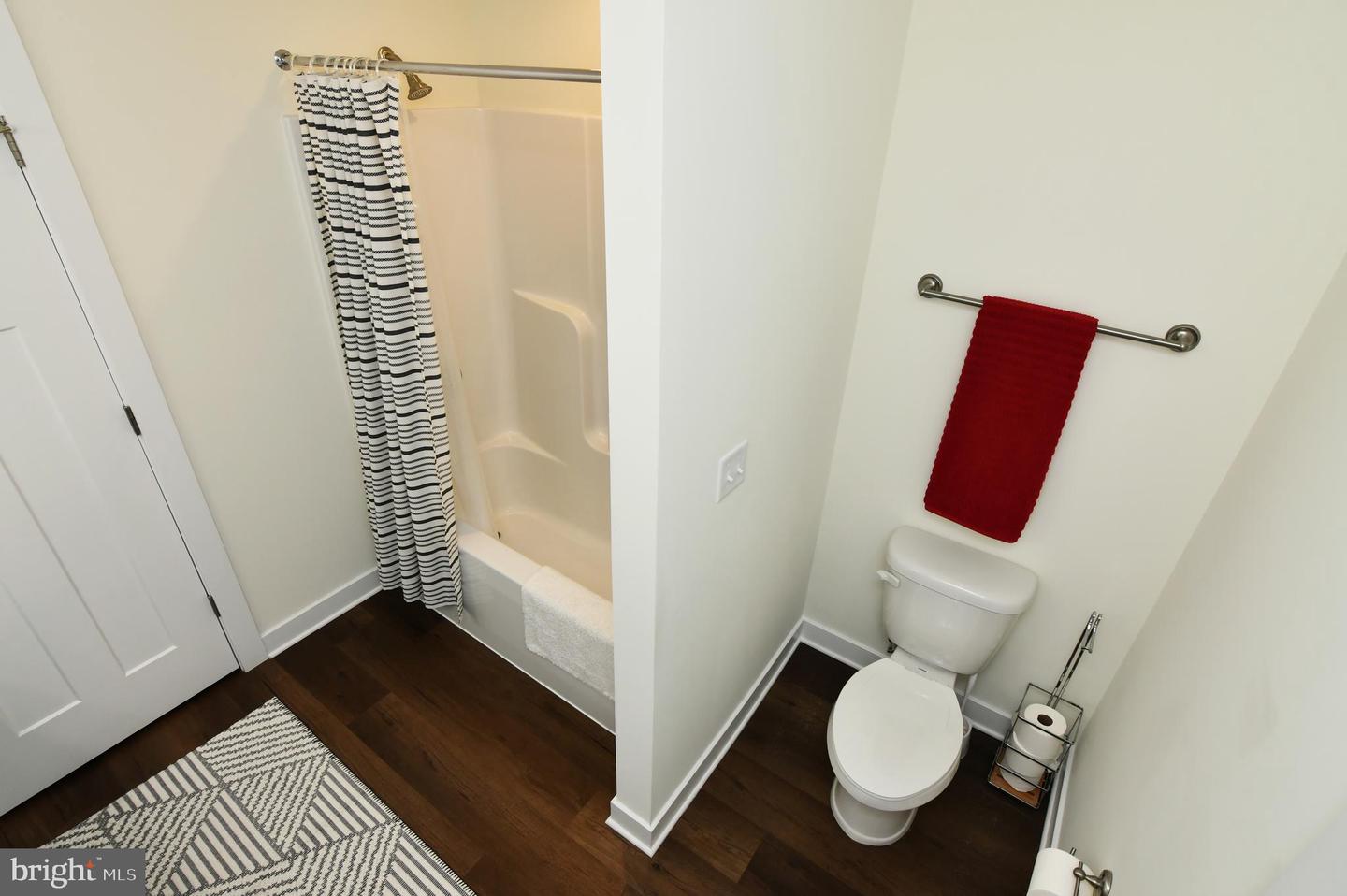 129 DOONBEG CT, WINCHESTER, Virginia 22602, 4 Bedrooms Bedrooms, ,2 BathroomsBathrooms,Residential,For sale,129 DOONBEG CT,VAFV2038410 MLS # VAFV2038410