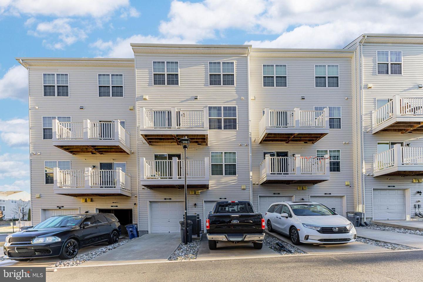 16882 PORTERS INN DR, DUMFRIES, Virginia 22026, 2 Bedrooms Bedrooms, ,2 BathroomsBathrooms,Residential,For sale,16882 PORTERS INN DR,VAPW2109510 MLS # VAPW2109510