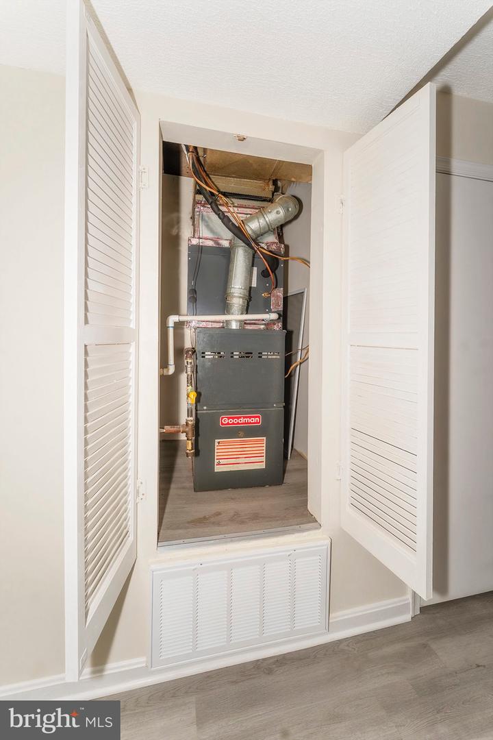 14 HALLEY PL SE #103, WASHINGTON, District Of Columbia 20032, 1 Bedroom Bedrooms, 3 Rooms Rooms,1 BathroomBathrooms,Residential,For sale,14 HALLEY PL SE #103,DCDC2239184 MLS # DCDC2239184