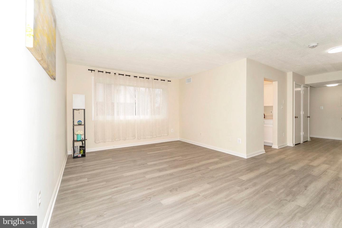 14 HALLEY PL SE #103, WASHINGTON, District Of Columbia 20032, 1 Bedroom Bedrooms, 3 Rooms Rooms,1 BathroomBathrooms,Residential,For sale,14 HALLEY PL SE #103,DCDC2239184 MLS # DCDC2239184