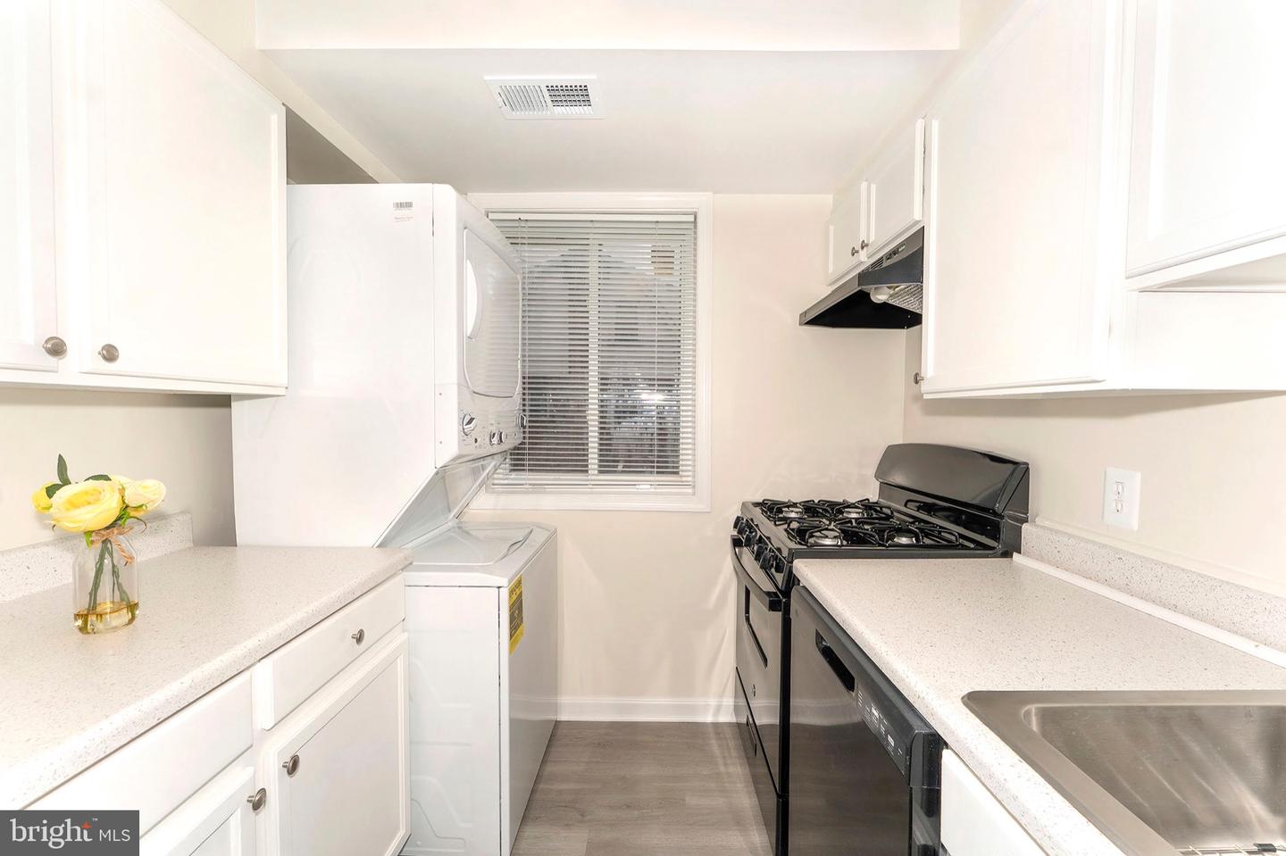 14 HALLEY PL SE #103, WASHINGTON, District Of Columbia 20032, 1 Bedroom Bedrooms, 3 Rooms Rooms,1 BathroomBathrooms,Residential,For sale,14 HALLEY PL SE #103,DCDC2239184 MLS # DCDC2239184