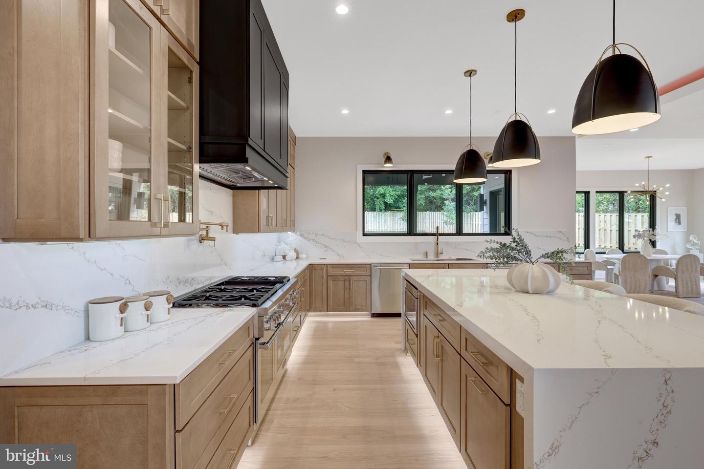 6514 BYRNES DR, MCLEAN, Virginia 22101, 6 Bedrooms Bedrooms, ,6 BathroomsBathrooms,Residential,For sale,6514 BYRNES DR,VAFX2283846 MLS # VAFX2283846 6514 BYRNES DR, MCLEAN, Virginia 22101, 6 Bedrooms Bedrooms, ,6 BathroomsBathrooms,Residential,For sale,6514 BYRNES DR,VAFX2283846 MLS # VAFX2283846