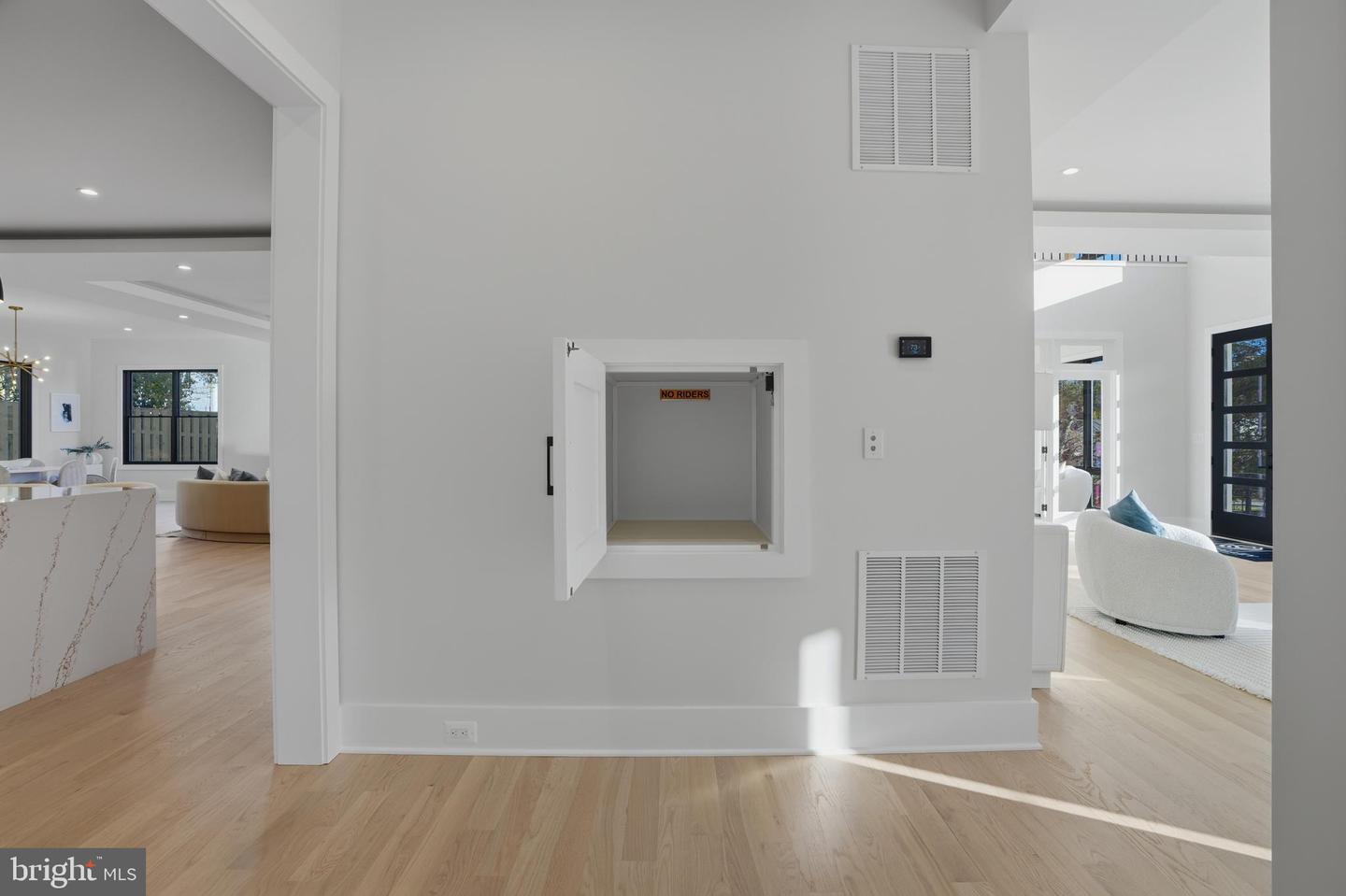 6514 BYRNES DR, MCLEAN, Virginia 22101, 6 Bedrooms Bedrooms, ,6 BathroomsBathrooms,Residential,For sale,6514 BYRNES DR,VAFX2283846 MLS # VAFX2283846 6514 BYRNES DR, MCLEAN, Virginia 22101, 6 Bedrooms Bedrooms, ,6 BathroomsBathrooms,Residential,For sale,6514 BYRNES DR,VAFX2283846 MLS # VAFX2283846