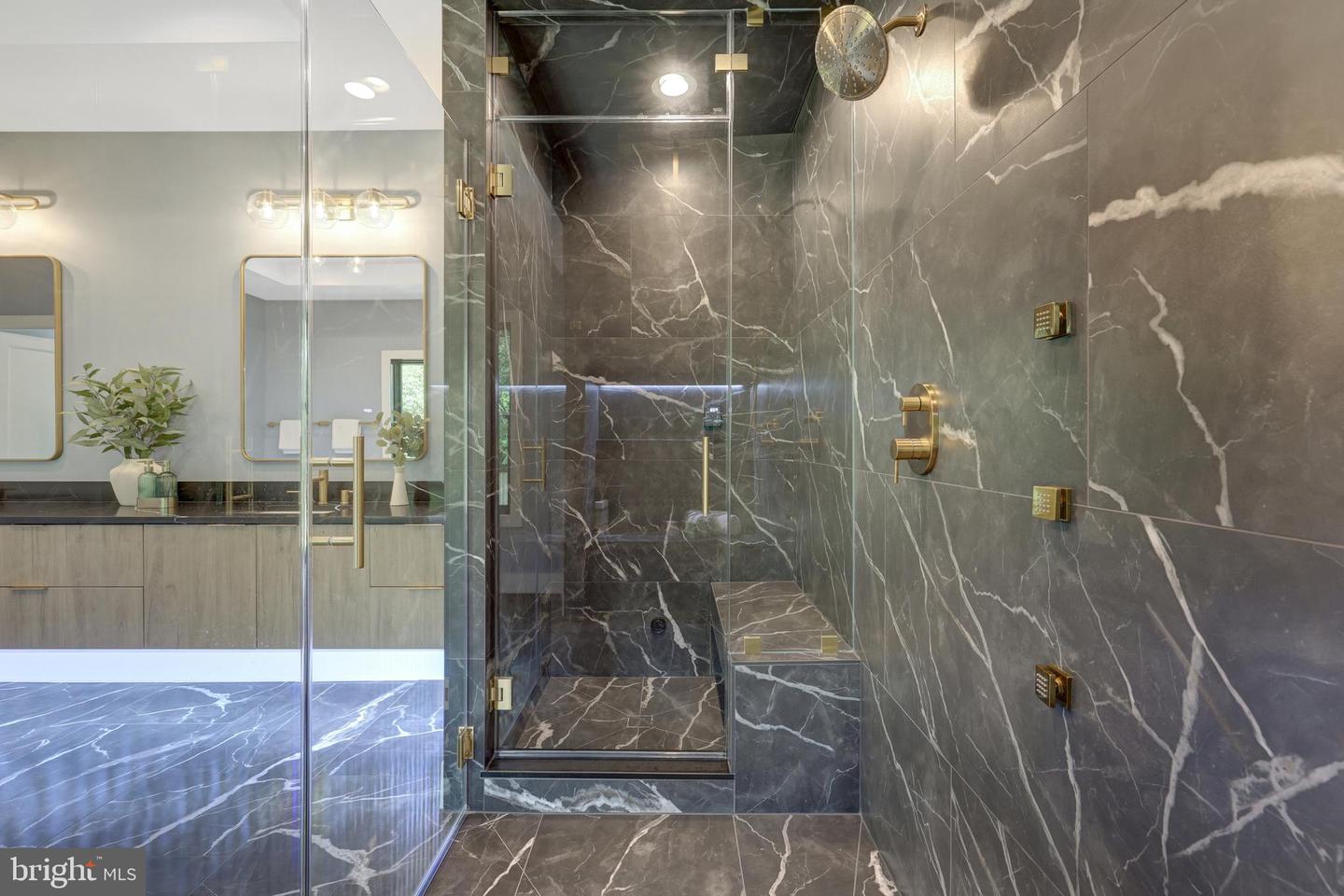 6514 BYRNES DR, MCLEAN, Virginia 22101, 6 Bedrooms Bedrooms, ,6 BathroomsBathrooms,Residential,For sale,6514 BYRNES DR,VAFX2283846 MLS # VAFX2283846 6514 BYRNES DR, MCLEAN, Virginia 22101, 6 Bedrooms Bedrooms, ,6 BathroomsBathrooms,Residential,For sale,6514 BYRNES DR,VAFX2283846 MLS # VAFX2283846