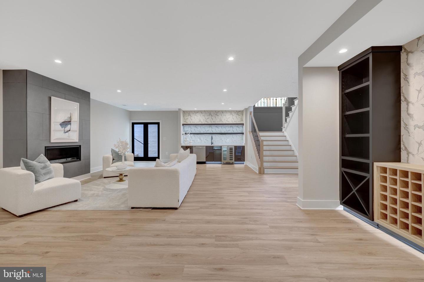 6514 BYRNES DR, MCLEAN, Virginia 22101, 6 Bedrooms Bedrooms, ,6 BathroomsBathrooms,Residential,For sale,6514 BYRNES DR,VAFX2283846 MLS # VAFX2283846 6514 BYRNES DR, MCLEAN, Virginia 22101, 6 Bedrooms Bedrooms, ,6 BathroomsBathrooms,Residential,For sale,6514 BYRNES DR,VAFX2283846 MLS # VAFX2283846