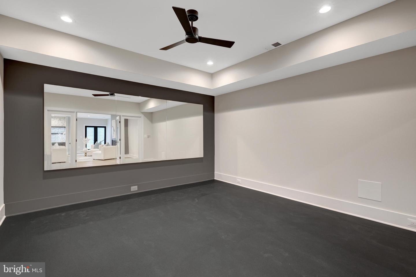 6514 BYRNES DR, MCLEAN, Virginia 22101, 6 Bedrooms Bedrooms, ,6 BathroomsBathrooms,Residential,For sale,6514 BYRNES DR,VAFX2283846 MLS # VAFX2283846 6514 BYRNES DR, MCLEAN, Virginia 22101, 6 Bedrooms Bedrooms, ,6 BathroomsBathrooms,Residential,For sale,6514 BYRNES DR,VAFX2283846 MLS # VAFX2283846