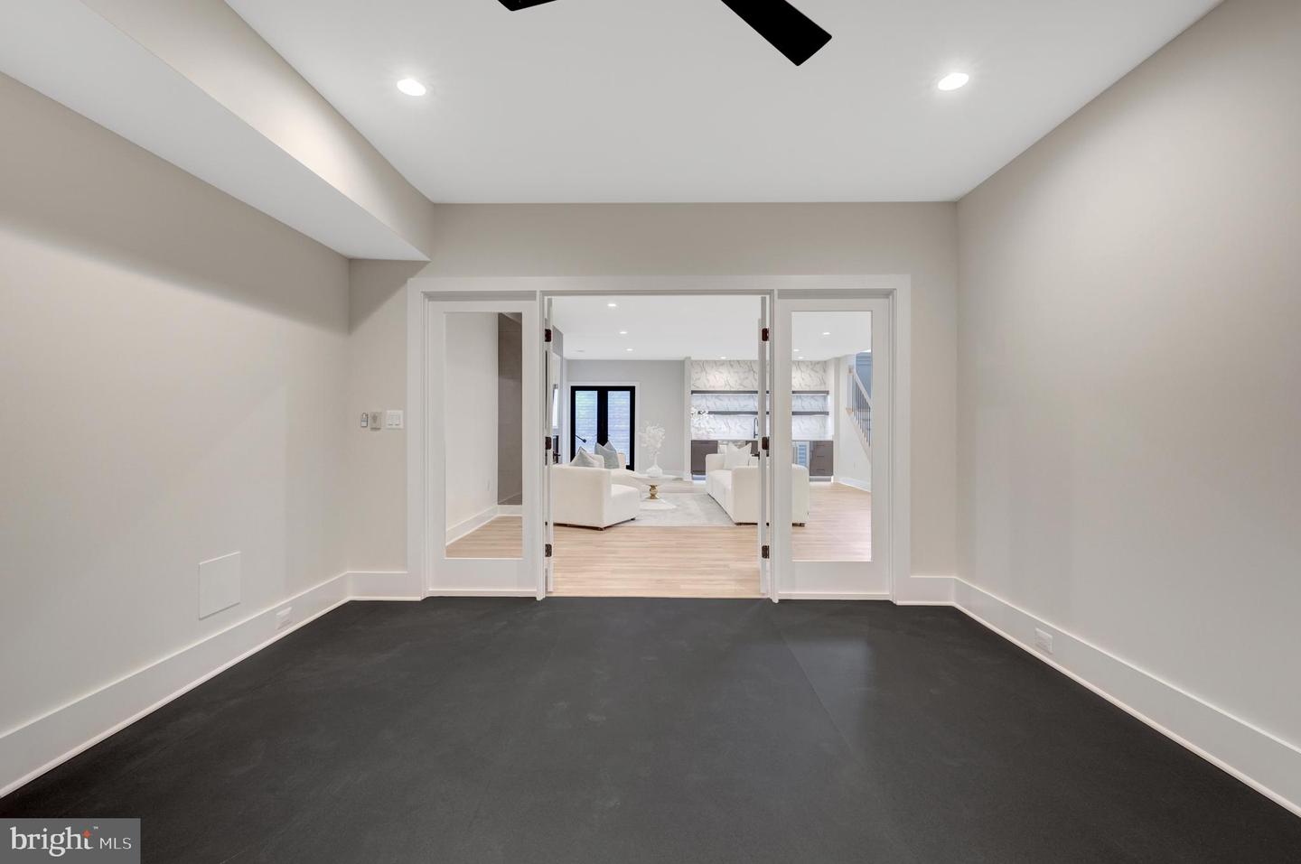 6514 BYRNES DR, MCLEAN, Virginia 22101, 6 Bedrooms Bedrooms, ,6 BathroomsBathrooms,Residential,For sale,6514 BYRNES DR,VAFX2283846 MLS # VAFX2283846 6514 BYRNES DR, MCLEAN, Virginia 22101, 6 Bedrooms Bedrooms, ,6 BathroomsBathrooms,Residential,For sale,6514 BYRNES DR,VAFX2283846 MLS # VAFX2283846