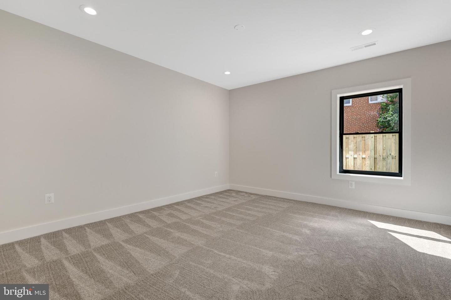 6514 BYRNES DR, MCLEAN, Virginia 22101, 6 Bedrooms Bedrooms, ,6 BathroomsBathrooms,Residential,For sale,6514 BYRNES DR,VAFX2283846 MLS # VAFX2283846 6514 BYRNES DR, MCLEAN, Virginia 22101, 6 Bedrooms Bedrooms, ,6 BathroomsBathrooms,Residential,For sale,6514 BYRNES DR,VAFX2283846 MLS # VAFX2283846