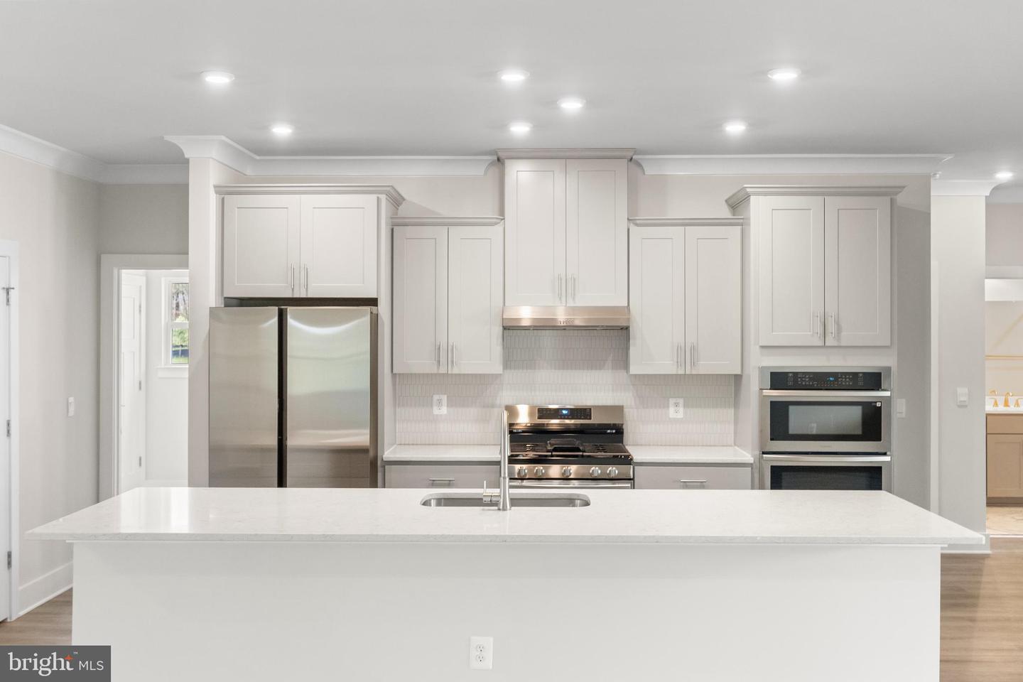 16452 BOBAK RD, AMISSVILLE, Virginia 20106, 3 Bedrooms Bedrooms, ,3 BathroomsBathrooms,Residential,For sale,16452 BOBAK RD,VACU2009500 MLS # VACU2009500