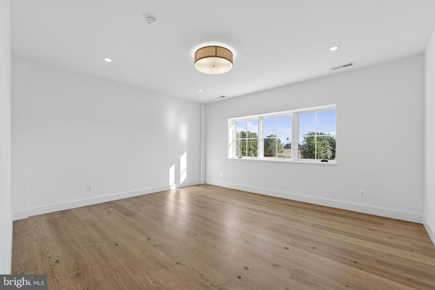 505 MARTINGALE RIDGE DR, MIDDLEBURG, Virginia 20117, 4 Bedrooms Bedrooms, ,4 BathroomsBathrooms,Residential,For sale,505 MARTINGALE RIDGE DR,VALO2097614 MLS # VALO2097614 505 MARTINGALE RIDGE DR, MIDDLEBURG, Virginia 20117, 4 Bedrooms Bedrooms, ,4 BathroomsBathrooms,Residential,For sale,505 MARTINGALE RIDGE DR,VALO2097614 MLS # VALO2097614