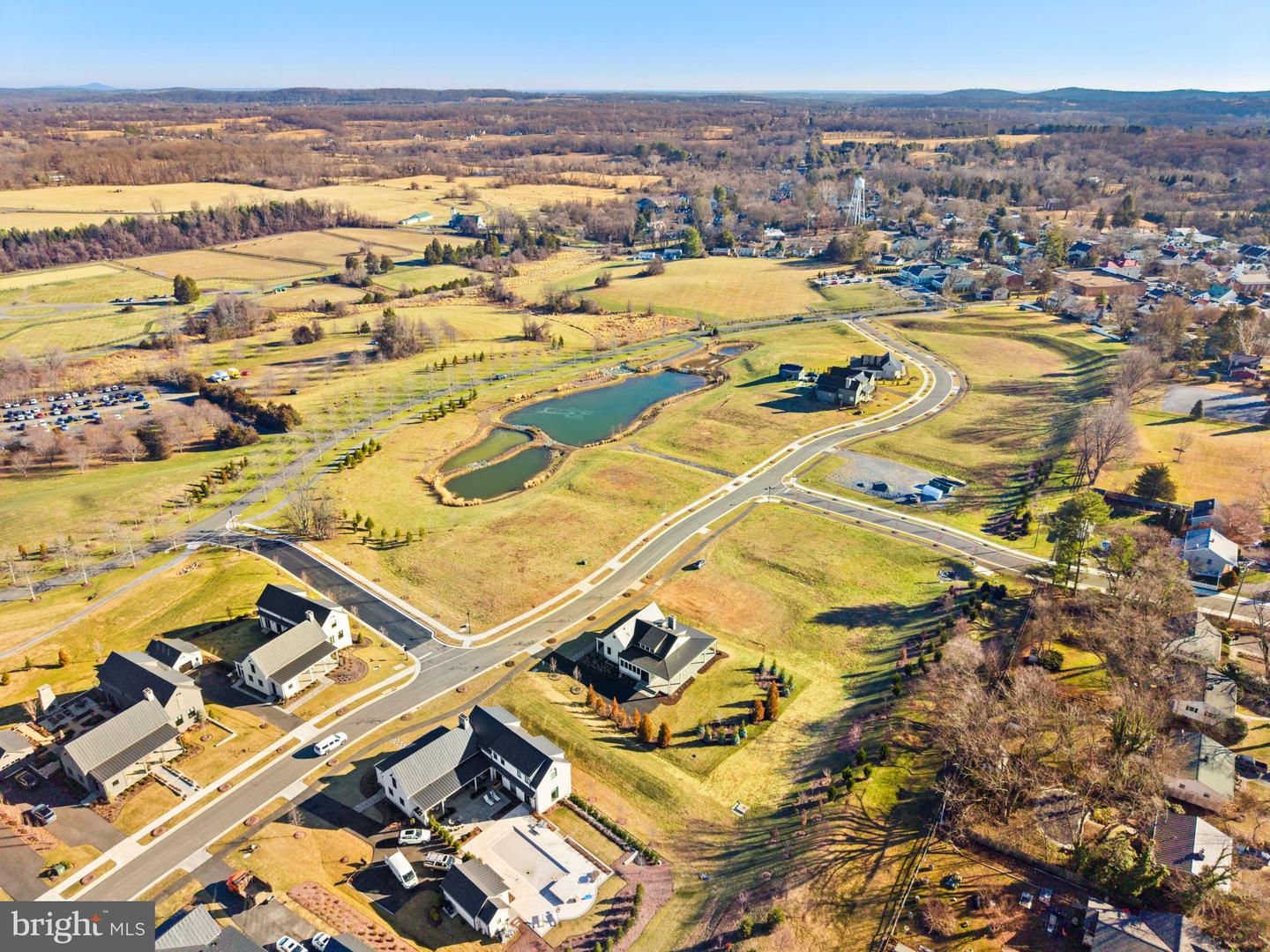 505 MARTINGALE RIDGE DR, MIDDLEBURG, Virginia 20117, 4 Bedrooms Bedrooms, ,4 BathroomsBathrooms,Residential,For sale,505 MARTINGALE RIDGE DR,VALO2097614 MLS # VALO2097614