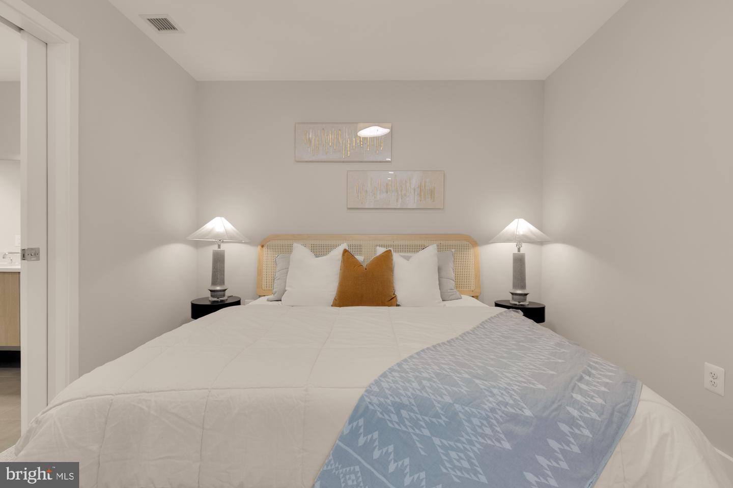 1628 11TH ST NW #105, WASHINGTON, District Of Columbia 20001, 3 Bedrooms Bedrooms, 6 Rooms Rooms,2 BathroomsBathrooms,Residential,For sale,1628 11TH ST NW #105,DCDC2202748 MLS # DCDC2202748 1628 11TH ST NW #105, WASHINGTON, District Of Columbia 20001, 3 Bedrooms Bedrooms, 6 Rooms Rooms,2 BathroomsBathrooms,Residential,For sale,1628 11TH ST NW #105,DCDC2202748 MLS # DCDC2202748