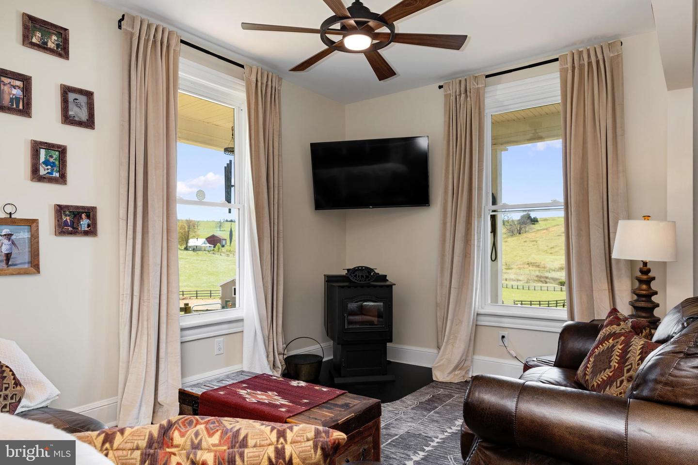 374 FINLEY ROAD, RAPHINE, Virginia 24472, 4 Bedrooms Bedrooms, ,3 BathroomsBathrooms,Farm,For sale,374 FINLEY ROAD,VARB2000160 MLS # VARB2000160