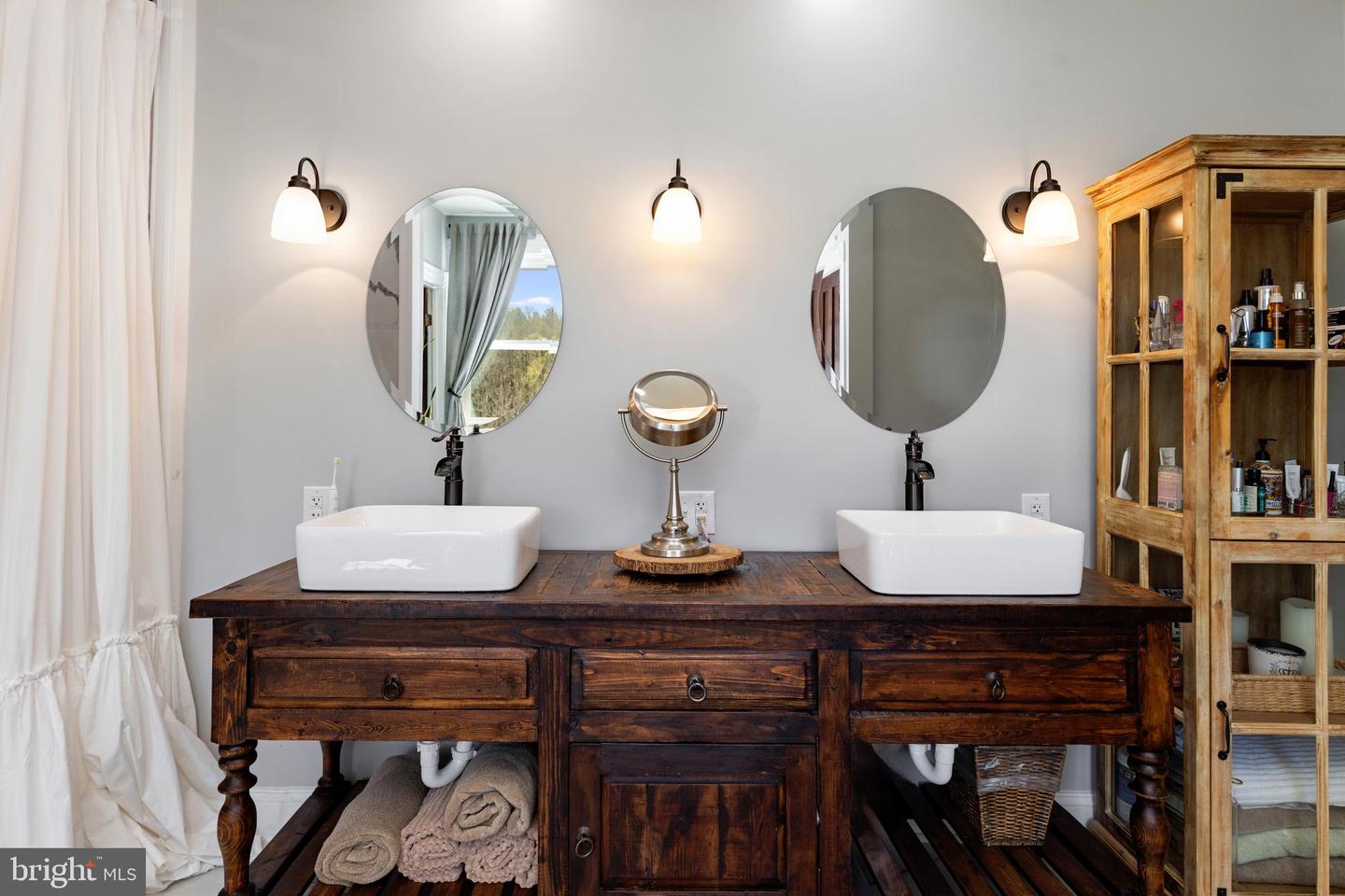 374 FINLEY ROAD, RAPHINE, Virginia 24472, 4 Bedrooms Bedrooms, ,3 BathroomsBathrooms,Farm,For sale,374 FINLEY ROAD,VARB2000160 MLS # VARB2000160