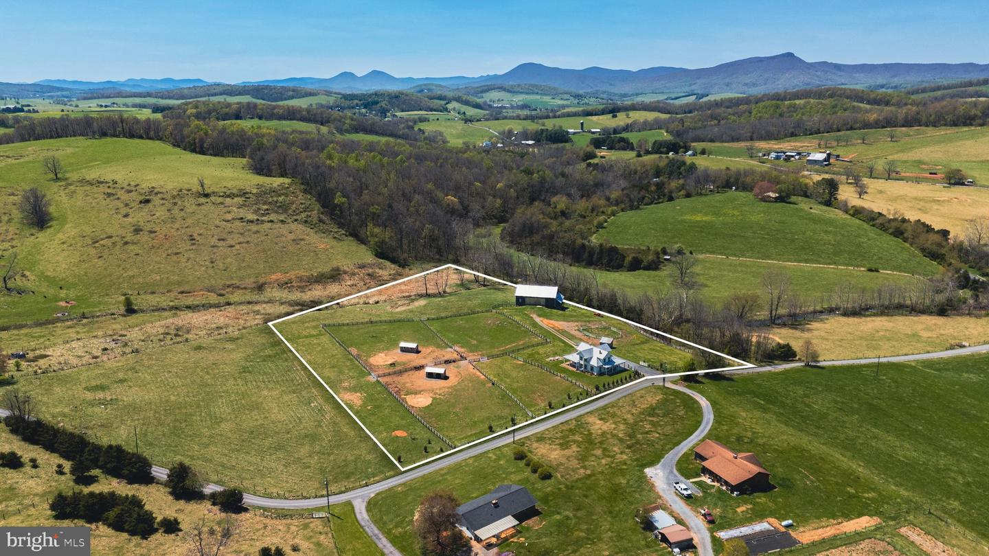 374 FINLEY ROAD, RAPHINE, Virginia 24472, 4 Bedrooms Bedrooms, ,3 BathroomsBathrooms,Farm,For sale,374 FINLEY ROAD,VARB2000160 MLS # VARB2000160