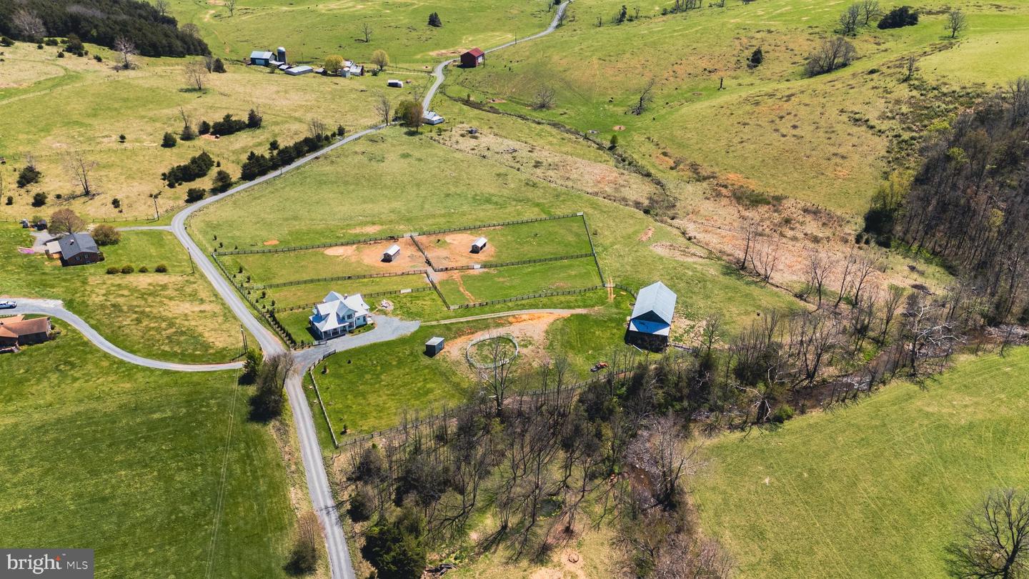 374 FINLEY ROAD, RAPHINE, Virginia 24472, 4 Bedrooms Bedrooms, ,3 BathroomsBathrooms,Farm,For sale,374 FINLEY ROAD,VARB2000160 MLS # VARB2000160