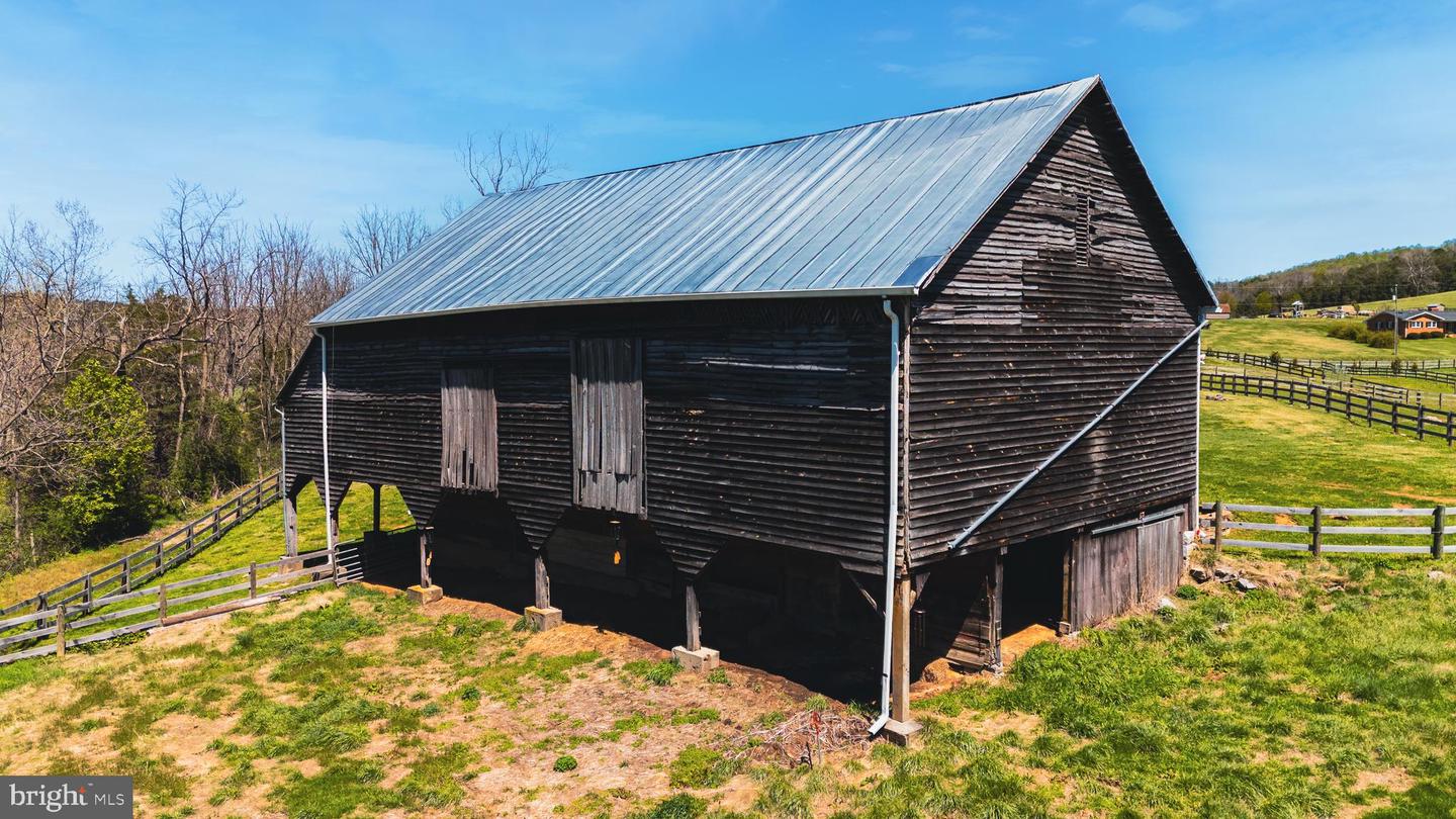 374 FINLEY ROAD, RAPHINE, Virginia 24472, 4 Bedrooms Bedrooms, ,3 BathroomsBathrooms,Farm,For sale,374 FINLEY ROAD,VARB2000160 MLS # VARB2000160