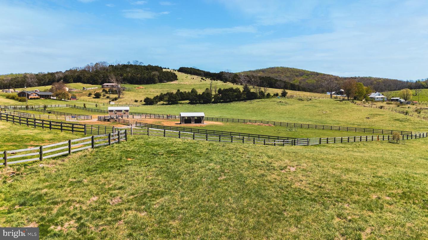 374 FINLEY ROAD, RAPHINE, Virginia 24472, 4 Bedrooms Bedrooms, ,3 BathroomsBathrooms,Farm,For sale,374 FINLEY ROAD,VARB2000160 MLS # VARB2000160