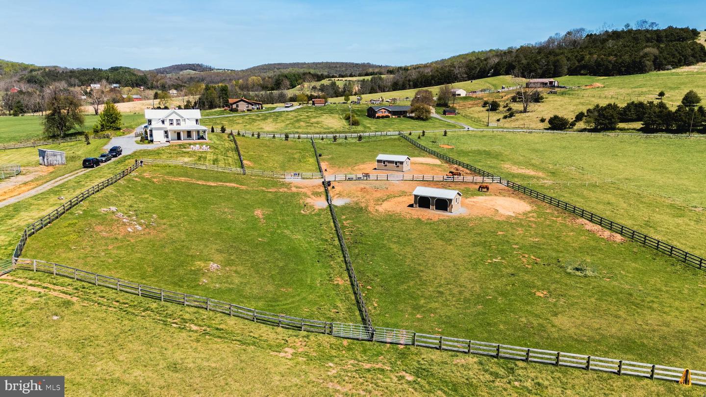 374 FINLEY ROAD, RAPHINE, Virginia 24472, 4 Bedrooms Bedrooms, ,3 BathroomsBathrooms,Farm,For sale,374 FINLEY ROAD,VARB2000160 MLS # VARB2000160
