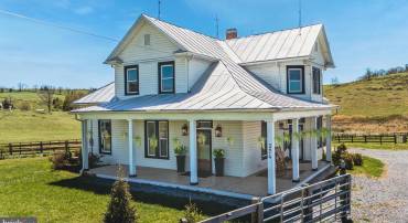 374 FINLEY ROAD, RAPHINE, Virginia 24472, 4 Bedrooms Bedrooms, ,3 BathroomsBathrooms,Farm,For sale,374 FINLEY ROAD,VARB2000160 MLS # VARB2000160