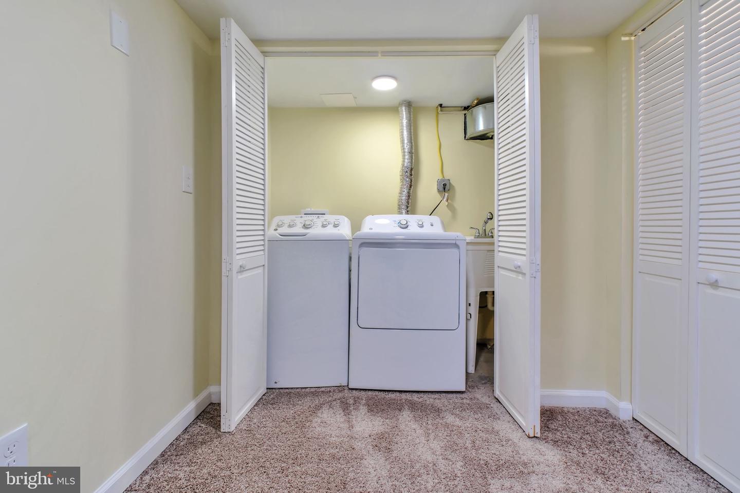 3509 ANNANDALE RD, ANNANDALE, Virginia 22003, 4 Bedrooms Bedrooms, 8 Rooms Rooms,3 BathroomsBathrooms,Residential,For sale,3509 ANNANDALE RD,VAFX2266068 MLS # VAFX2266068 3509 ANNANDALE RD, ANNANDALE, Virginia 22003, 4 Bedrooms Bedrooms, 8 Rooms Rooms,3 BathroomsBathrooms,Residential,For sale,3509 ANNANDALE RD,VAFX2266068 MLS # VAFX2266068