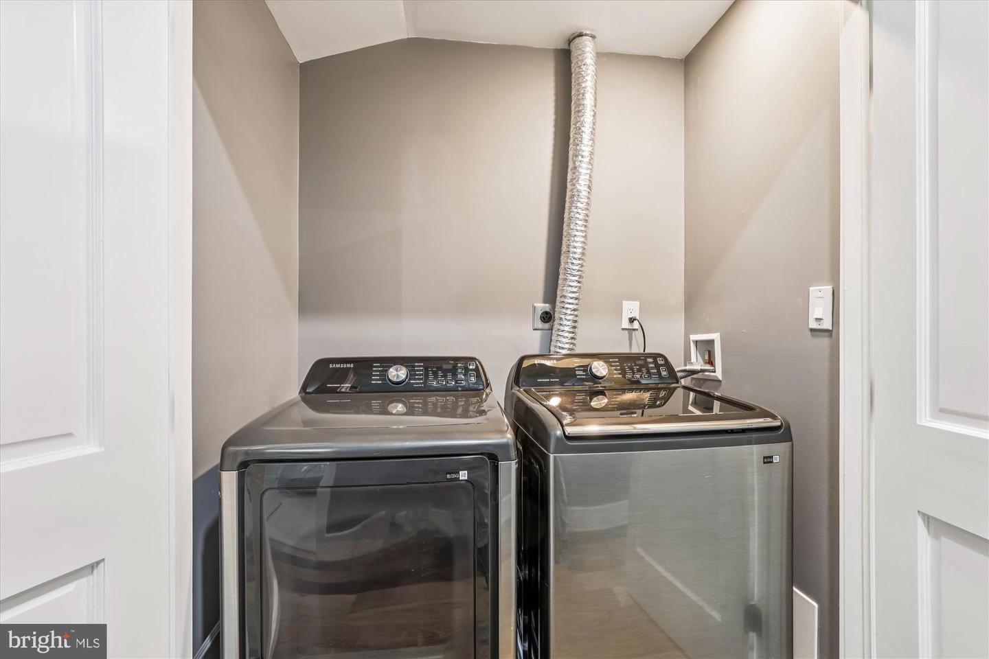 1726 GAINESVILLE ST SE, WASHINGTON, District Of Columbia 20020, 4 Bedrooms Bedrooms, 8 Rooms Rooms,3 BathroomsBathrooms,Residential,For sale,1726 GAINESVILLE ST SE,DCDC2232898 MLS # DCDC2232898 1726 GAINESVILLE ST SE, WASHINGTON, District Of Columbia 20020, 4 Bedrooms Bedrooms, 8 Rooms Rooms,3 BathroomsBathrooms,Residential,For sale,1726 GAINESVILLE ST SE,DCDC2232898 MLS # DCDC2232898