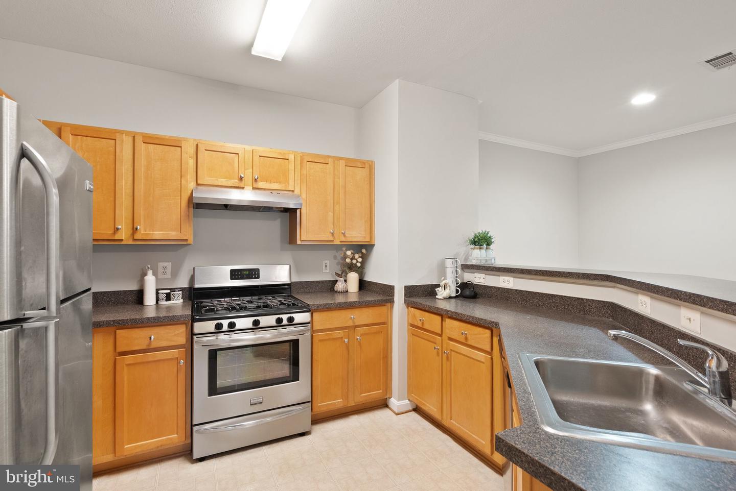 13363-I CONNOR DR #I, CENTREVILLE, Virginia 20120, 2 Bedrooms Bedrooms, ,2 BathroomsBathrooms,Residential,For sale,13363-I CONNOR DR #I,VAFX2280438 MLS # VAFX2280438