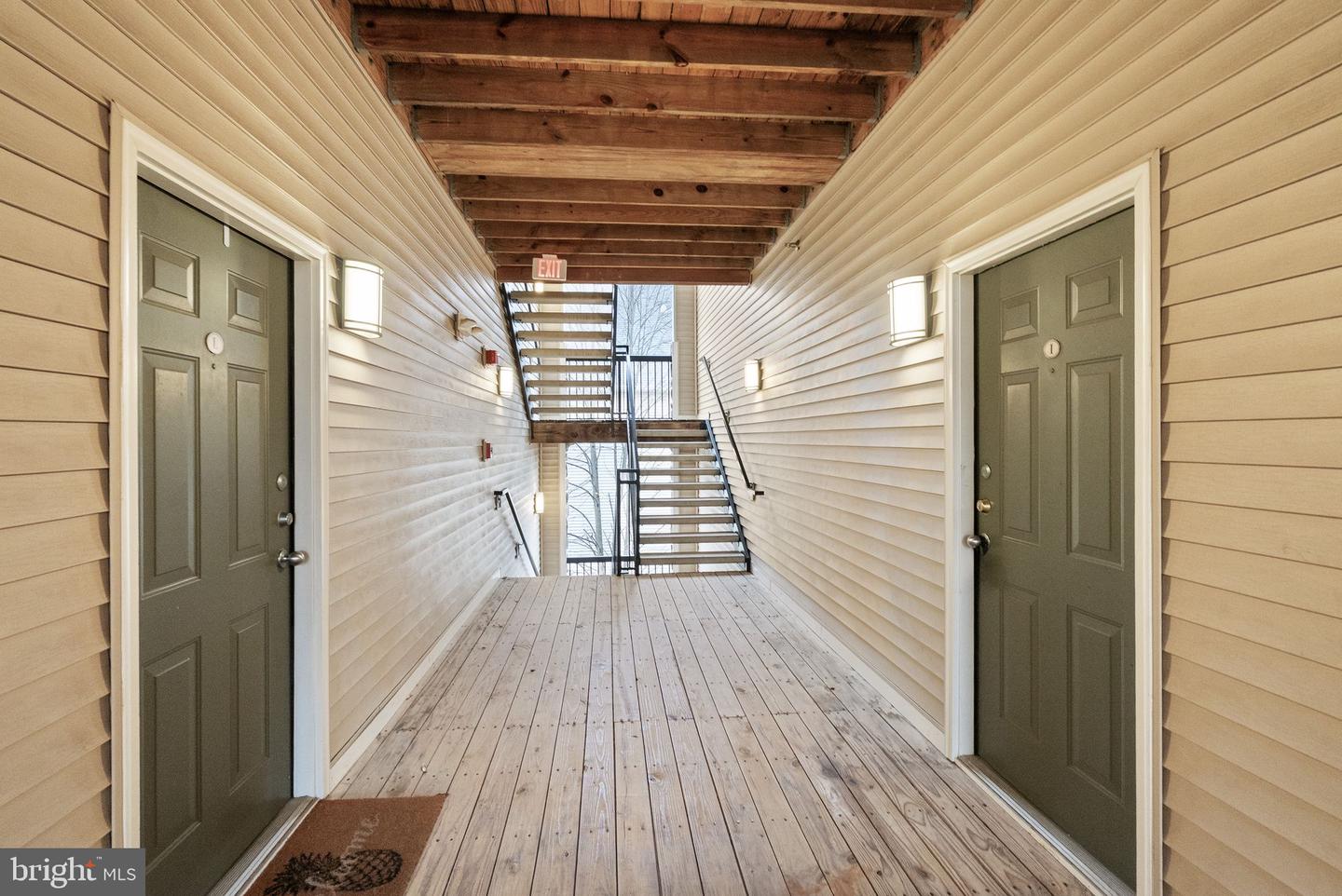 13363-I CONNOR DR #I, CENTREVILLE, Virginia 20120, 2 Bedrooms Bedrooms, ,2 BathroomsBathrooms,Residential,For sale,13363-I CONNOR DR #I,VAFX2280438 MLS # VAFX2280438