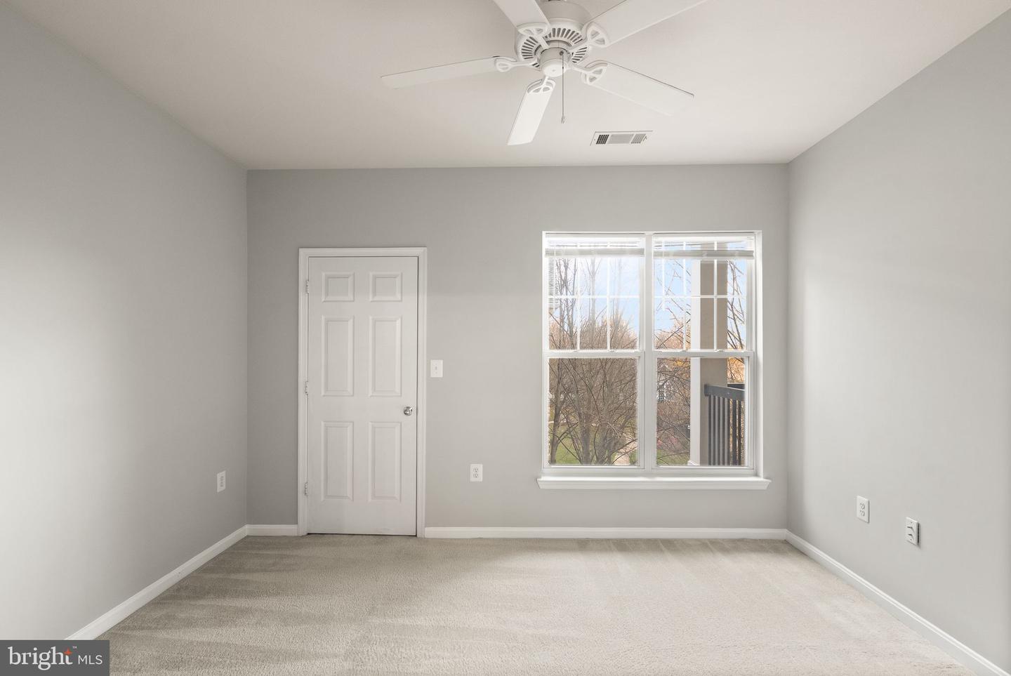 13363-I CONNOR DR #I, CENTREVILLE, Virginia 20120, 2 Bedrooms Bedrooms, ,2 BathroomsBathrooms,Residential,For sale,13363-I CONNOR DR #I,VAFX2280438 MLS # VAFX2280438