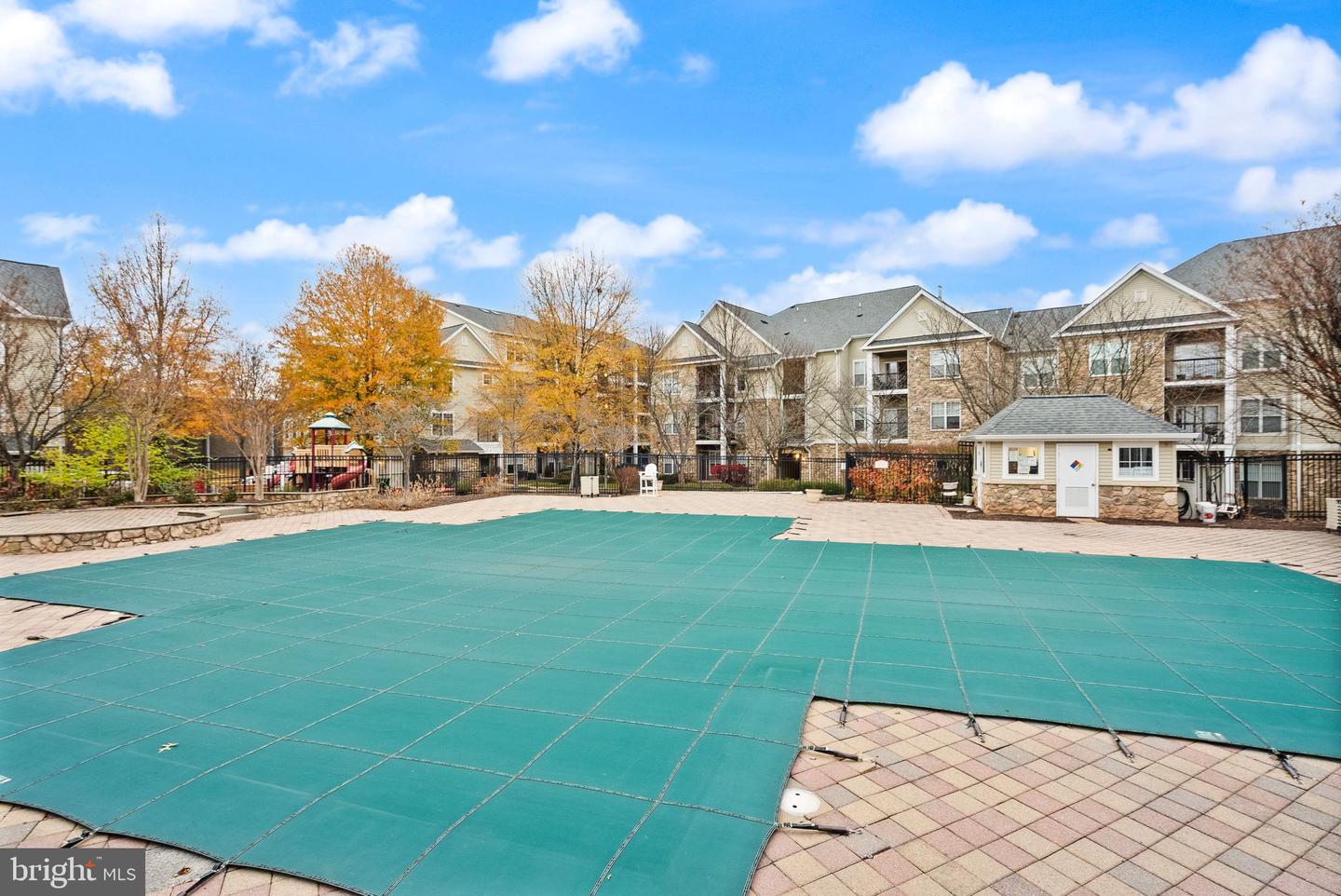 13363-I CONNOR DR #I, CENTREVILLE, Virginia 20120, 2 Bedrooms Bedrooms, ,2 BathroomsBathrooms,Residential,For sale,13363-I CONNOR DR #I,VAFX2280438 MLS # VAFX2280438