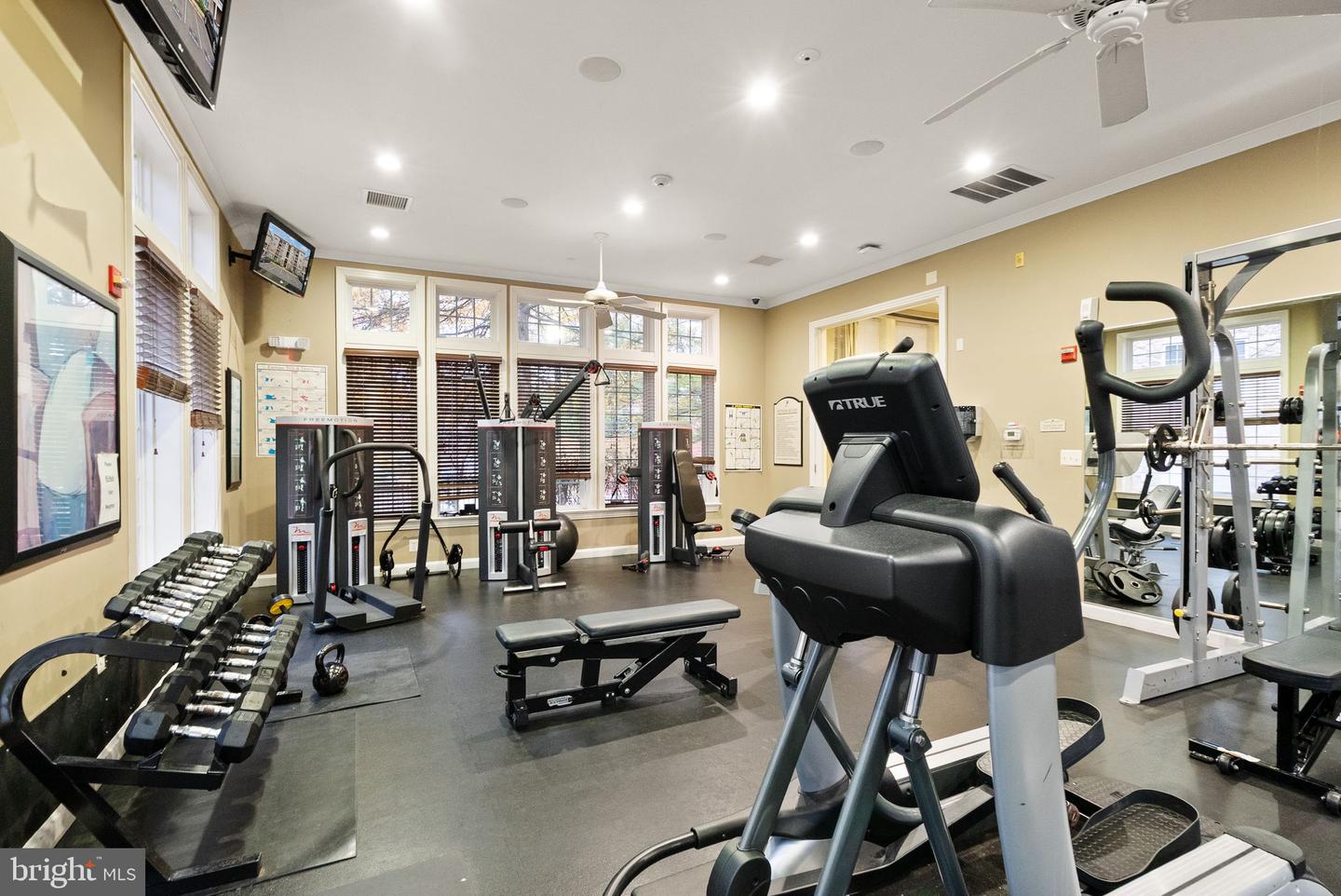 13363-I CONNOR DR #I, CENTREVILLE, Virginia 20120, 2 Bedrooms Bedrooms, ,2 BathroomsBathrooms,Residential,For sale,13363-I CONNOR DR #I,VAFX2280438 MLS # VAFX2280438