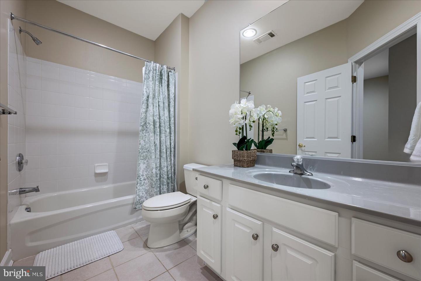 19355 AIRWELL CT, PURCELLVILLE, Virginia 20132, 6 Bedrooms Bedrooms, ,5 BathroomsBathrooms,Residential,For sale,19355 AIRWELL CT,VALO2112208 MLS # VALO2112208