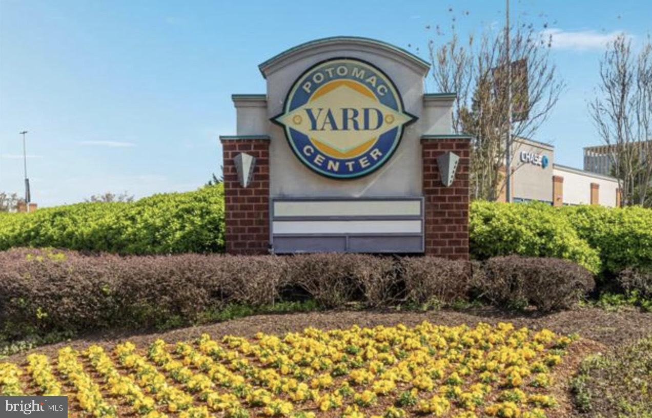 234 WESMOND DR, ALEXANDRIA, Virginia 22305, 2 Bedrooms Bedrooms, ,2 BathroomsBathrooms,Residential,For sale,234 WESMOND DR,VAAX2052808 MLS # VAAX2052808