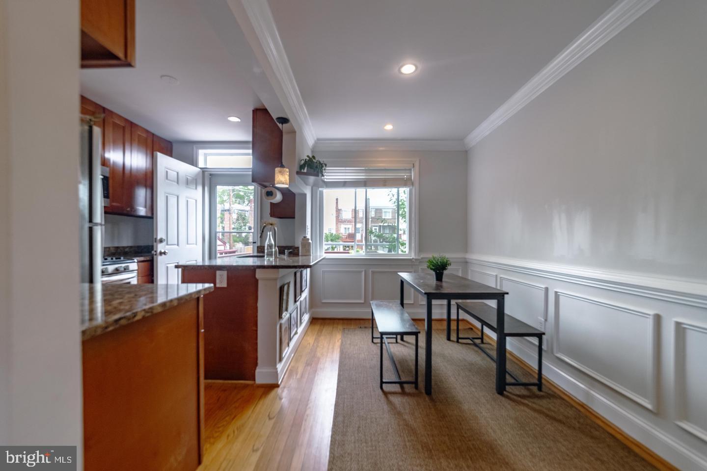 234 WESMOND DR, ALEXANDRIA, Virginia 22305, 2 Bedrooms Bedrooms, ,2 BathroomsBathrooms,Residential,For sale,234 WESMOND DR,VAAX2052808 MLS # VAAX2052808