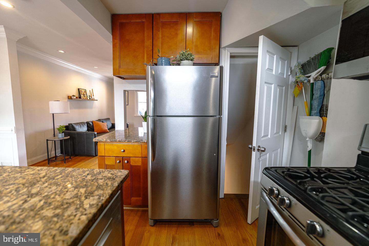 234 WESMOND DR, ALEXANDRIA, Virginia 22305, 2 Bedrooms Bedrooms, ,2 BathroomsBathrooms,Residential,For sale,234 WESMOND DR,VAAX2052808 MLS # VAAX2052808