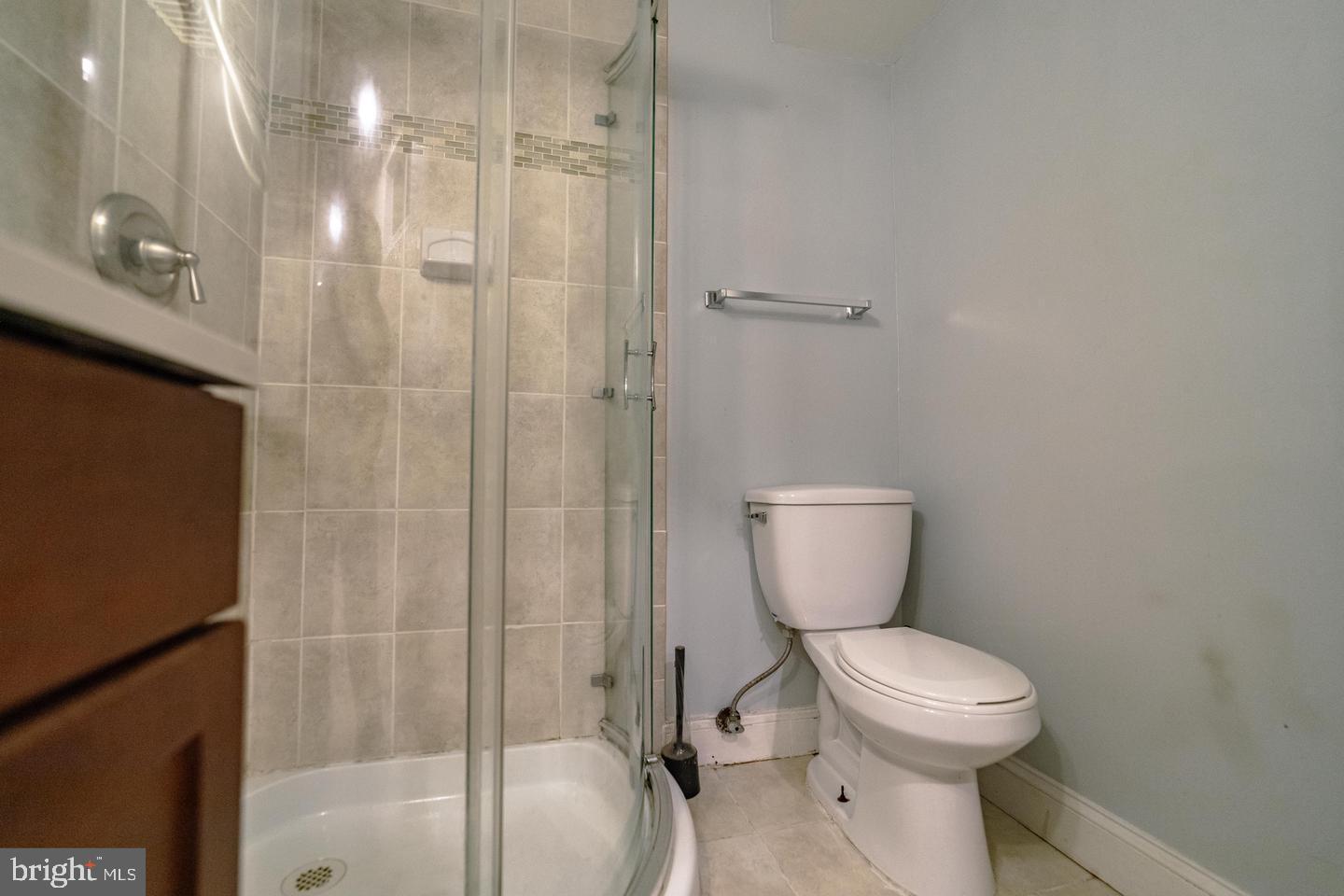 234 WESMOND DR, ALEXANDRIA, Virginia 22305, 2 Bedrooms Bedrooms, ,2 BathroomsBathrooms,Residential,For sale,234 WESMOND DR,VAAX2052808 MLS # VAAX2052808