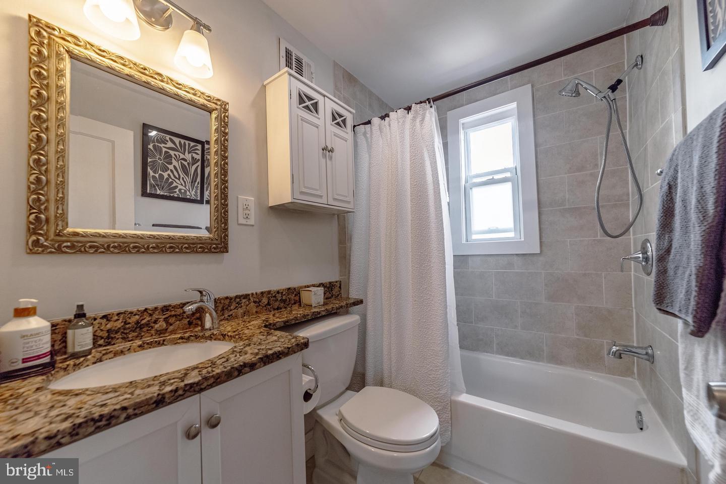 234 WESMOND DR, ALEXANDRIA, Virginia 22305, 2 Bedrooms Bedrooms, ,2 BathroomsBathrooms,Residential,For sale,234 WESMOND DR,VAAX2052808 MLS # VAAX2052808