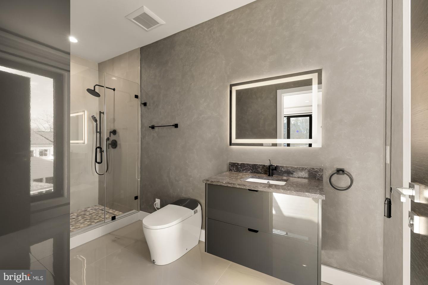 1573 WESTMORELAND ST, MCLEAN, Virginia 22101, 6 Bedrooms Bedrooms, ,6 BathroomsBathrooms,Residential,For sale,1573 WESTMORELAND ST,VAFX2284008 MLS # VAFX2284008