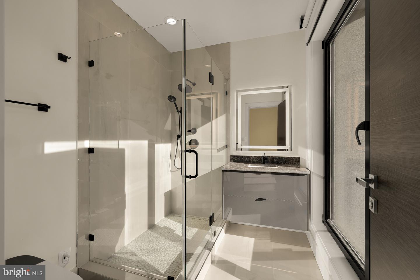 1573 WESTMORELAND ST, MCLEAN, Virginia 22101, 6 Bedrooms Bedrooms, ,6 BathroomsBathrooms,Residential,For sale,1573 WESTMORELAND ST,VAFX2284008 MLS # VAFX2284008