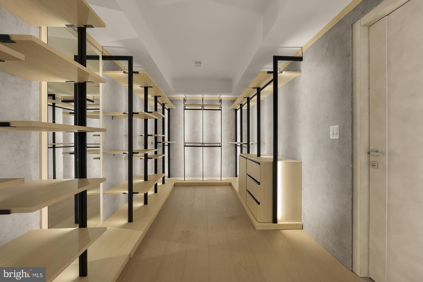 1573 WESTMORELAND ST, MCLEAN, Virginia 22101, 6 Bedrooms Bedrooms, ,6 BathroomsBathrooms,Residential,For sale,1573 WESTMORELAND ST,VAFX2284008 MLS # VAFX2284008