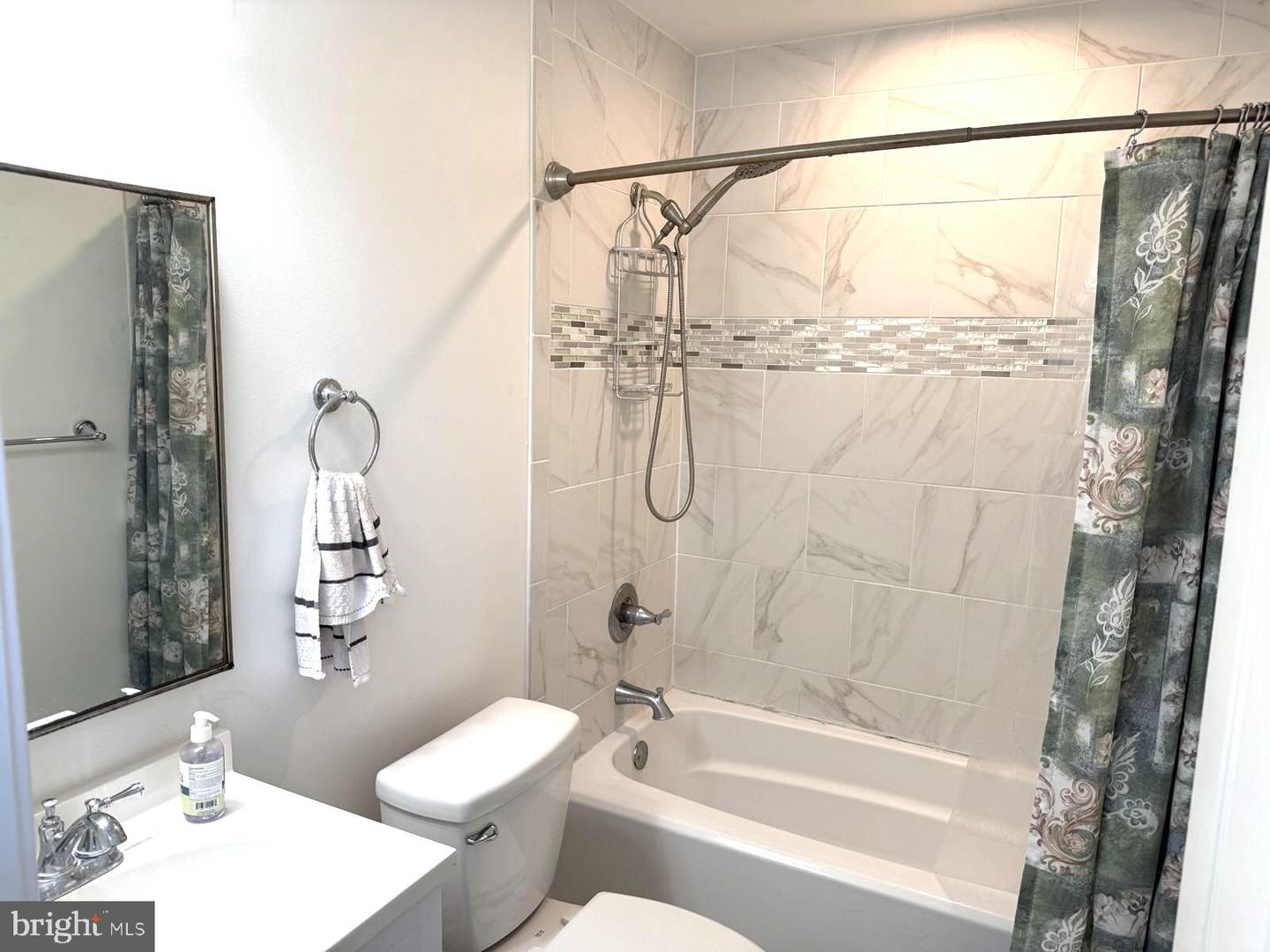 7209 DANNY LN, MANASSAS, Virginia 20112, 4 Bedrooms Bedrooms, ,3 BathroomsBathrooms,Residential,For sale,7209 DANNY LN,VAPW2109902 MLS # VAPW2109902