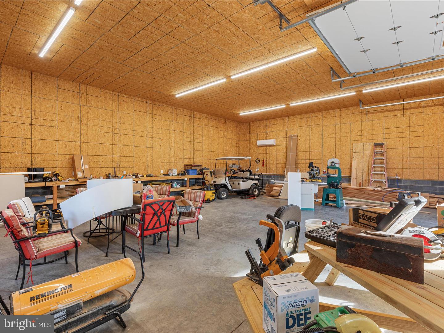 1996 BUCK MOUNTAIN RD, BENTONVILLE, Virginia 22610, 4 Bedrooms Bedrooms, ,3 BathroomsBathrooms,Residential,For sale,1996 BUCK MOUNTAIN RD,VAWR2013040 MLS # VAWR2013040