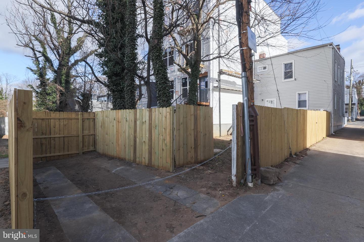 1911 17TH ST SE, WASHINGTON, District Of Columbia 20020, 3 Bedrooms Bedrooms, ,2 BathroomsBathrooms,Residential,For sale,1911 17TH ST SE,DCDC2239604 MLS # DCDC2239604 1911 17TH ST SE, WASHINGTON, District Of Columbia 20020, 3 Bedrooms Bedrooms, ,2 BathroomsBathrooms,Residential,For sale,1911 17TH ST SE,DCDC2239604 MLS # DCDC2239604