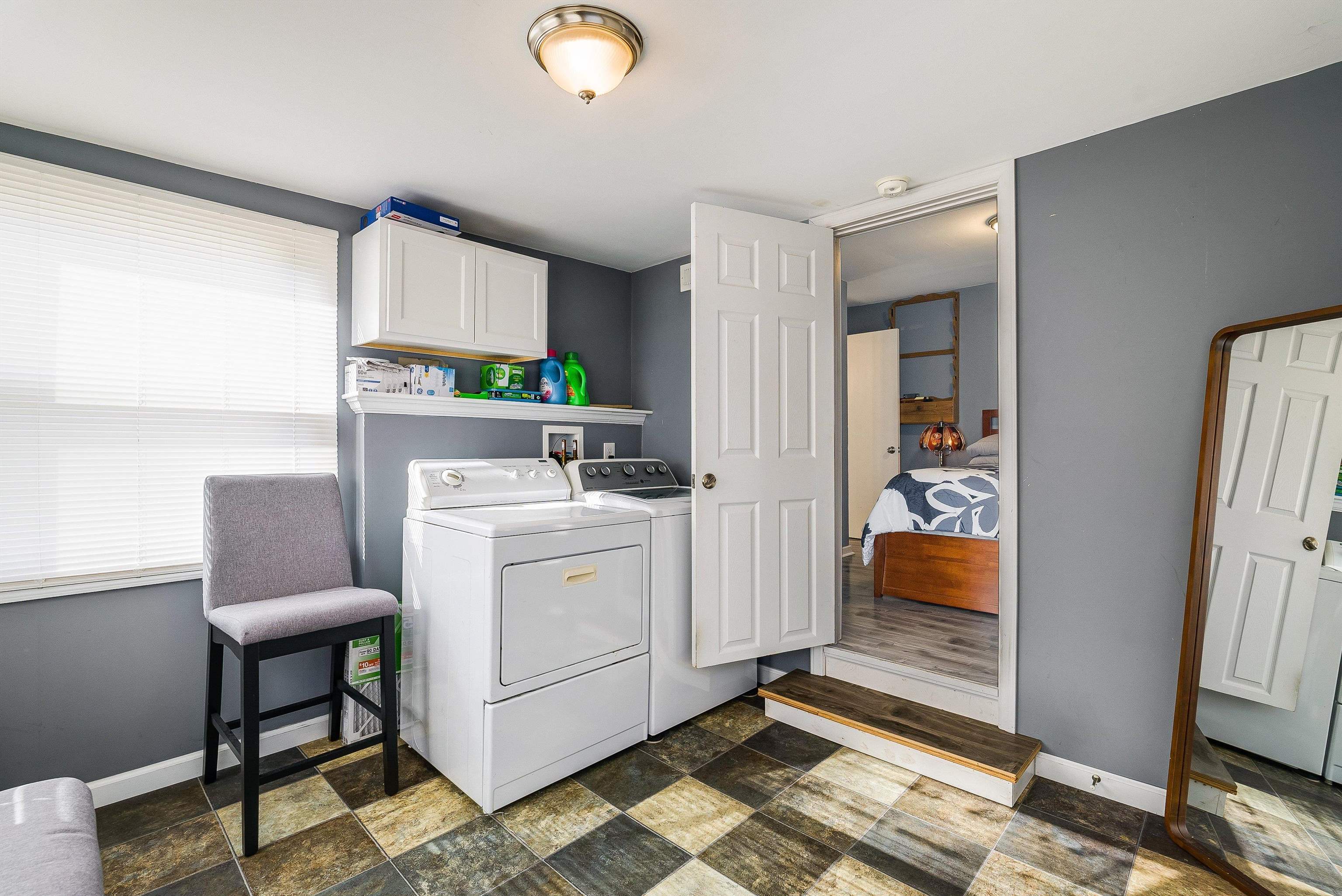 948 S DELPHINE AVE, WAYNESBORO, Virginia 22980, 2 Bedrooms Bedrooms, ,1 BathroomBathrooms,Residential,948 S DELPHINE AVE,672170 MLS # 672170 948 S DELPHINE AVE, WAYNESBORO, Virginia 22980, 2 Bedrooms Bedrooms, ,1 BathroomBathrooms,Residential,948 S DELPHINE AVE,672170 MLS # 672170