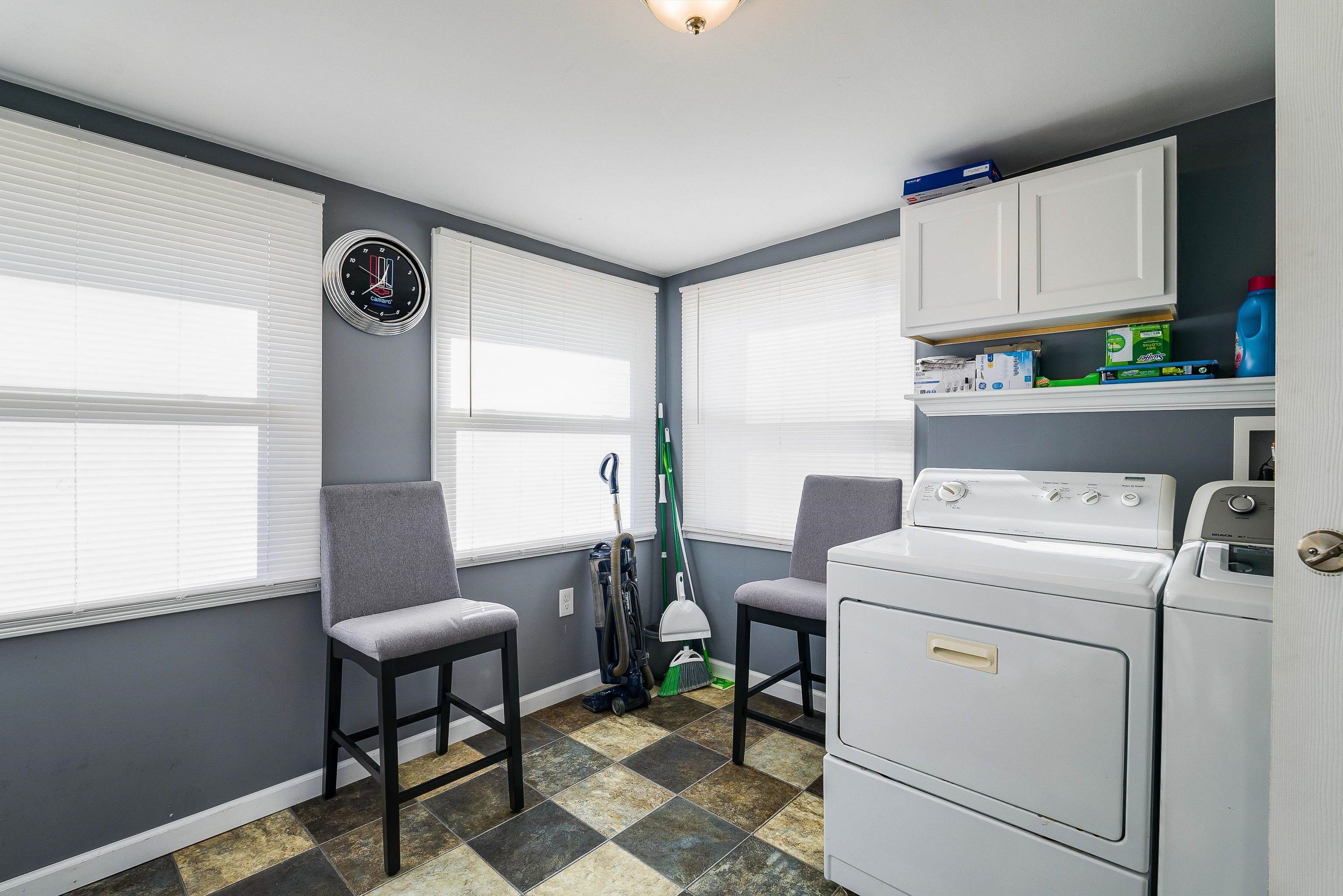 948 S DELPHINE AVE, WAYNESBORO, Virginia 22980, 2 Bedrooms Bedrooms, ,1 BathroomBathrooms,Residential,948 S DELPHINE AVE,672170 MLS # 672170 948 S DELPHINE AVE, WAYNESBORO, Virginia 22980, 2 Bedrooms Bedrooms, ,1 BathroomBathrooms,Residential,948 S DELPHINE AVE,672170 MLS # 672170