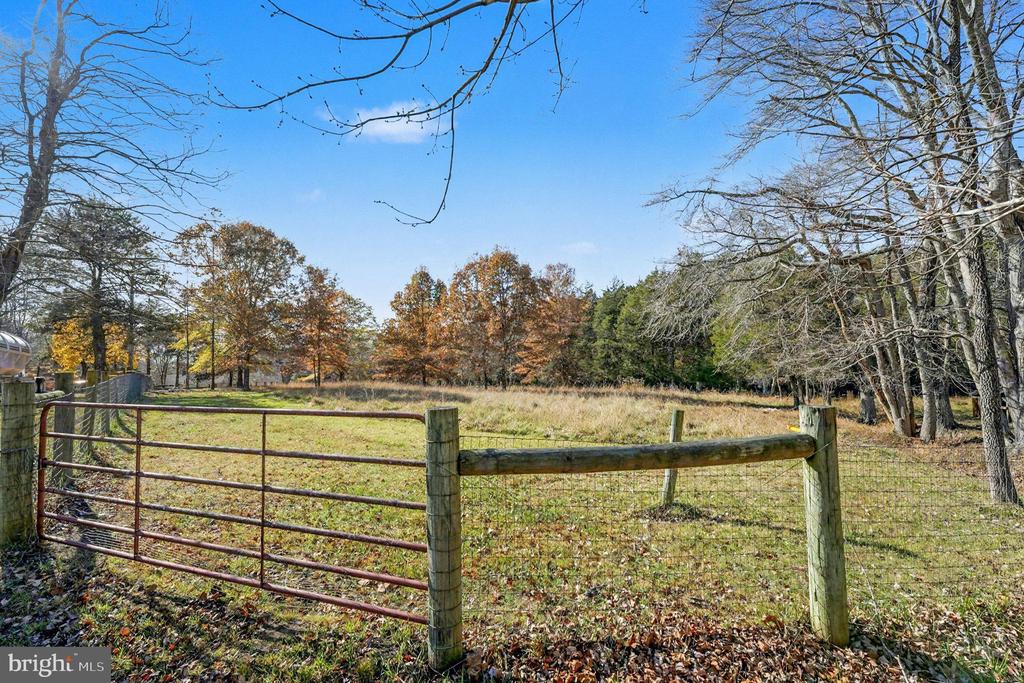 11370 WOODLAND DR, UNIONVILLE, Virginia 22567, 4 Bedrooms Bedrooms, ,3 BathroomsBathrooms,Residential,11370 WOODLAND DR,VAOR2012778 MLS # VAOR2012778 11370 WOODLAND DR, UNIONVILLE, Virginia 22567, 4 Bedrooms Bedrooms, ,3 BathroomsBathrooms,Residential,11370 WOODLAND DR,VAOR2012778 MLS # VAOR2012778