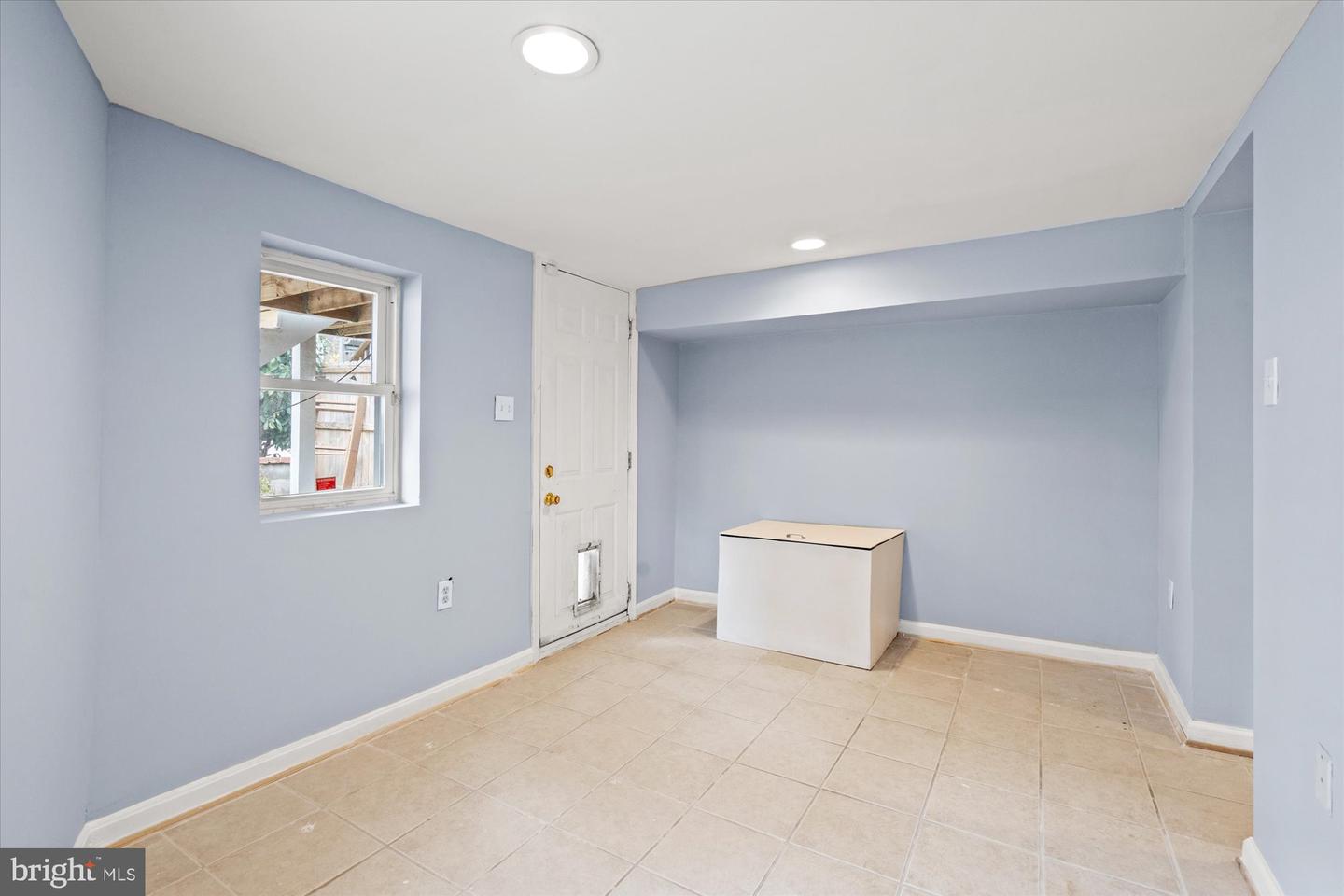 349 KENTUCKY AVE SE, WASHINGTON, District Of Columbia 20003, 4 Bedrooms Bedrooms, ,2 BathroomsBathrooms,Residential,For sale,349 KENTUCKY AVE SE,DCDC2192126 MLS # DCDC2192126